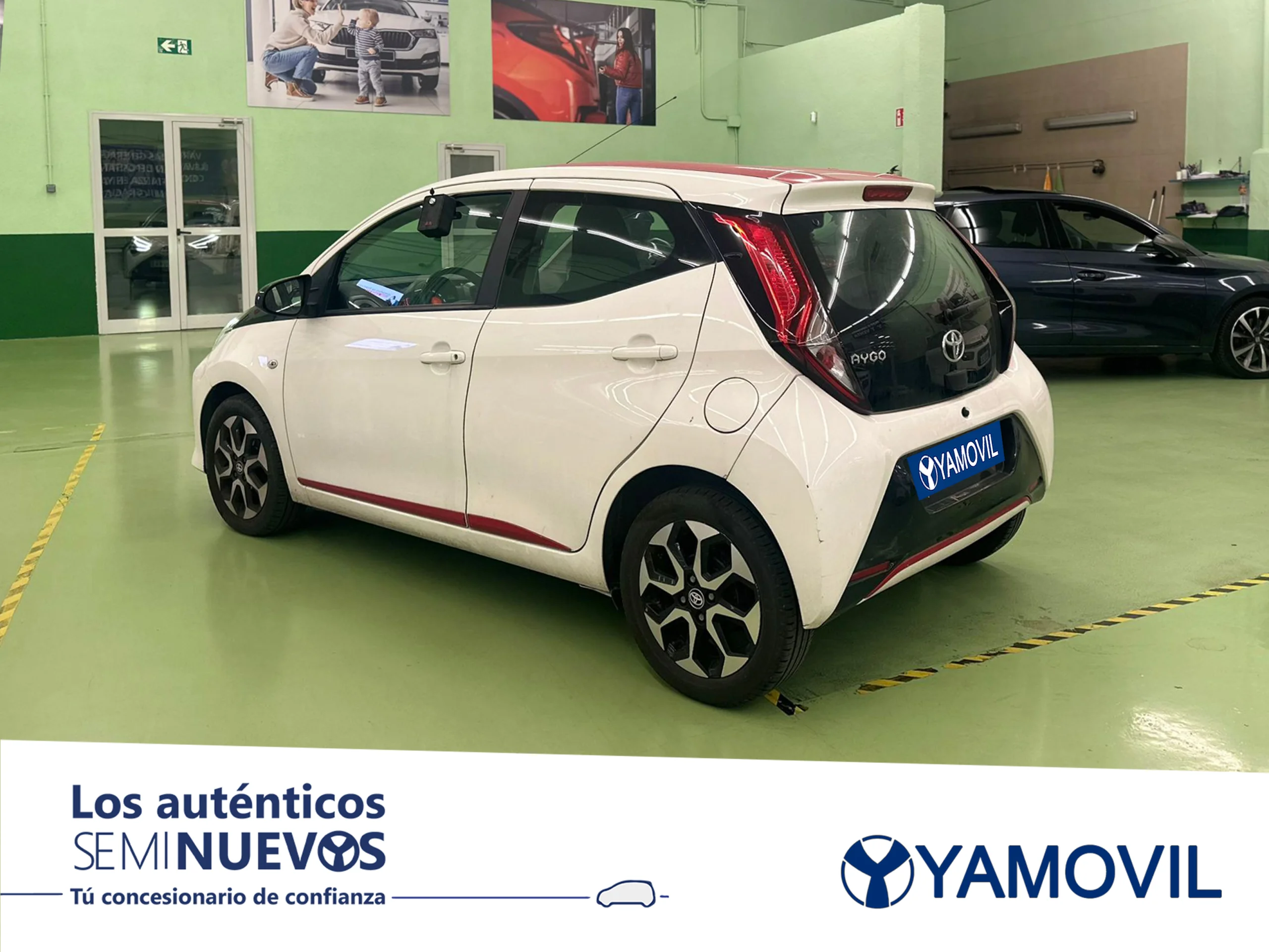Toyota Aygo 1.0 70 x-play 51 kW (69 CV) - Foto 4