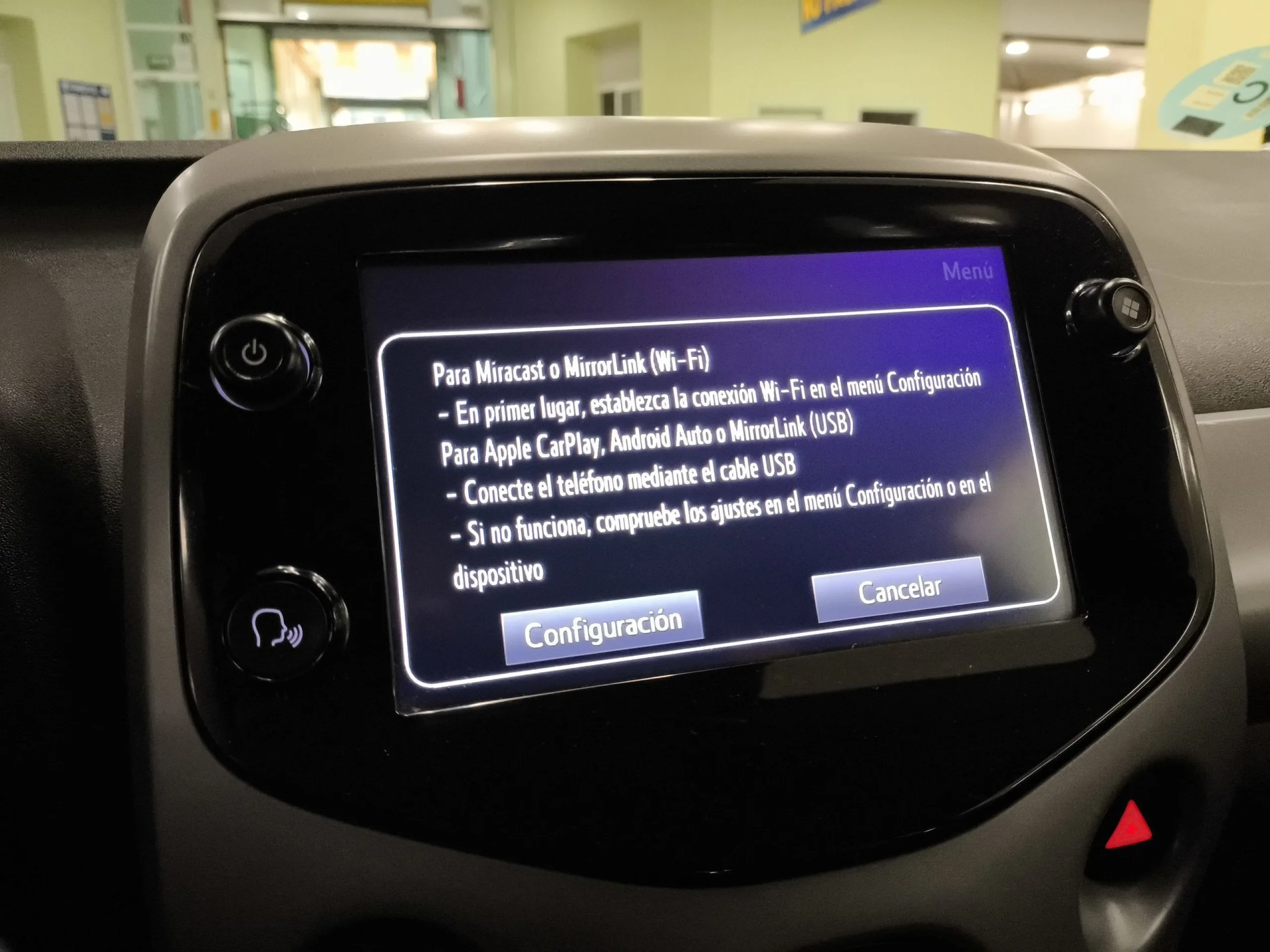 Toyota Aygo 1.0 70 x-play 51 kW (69 CV) - Foto 20