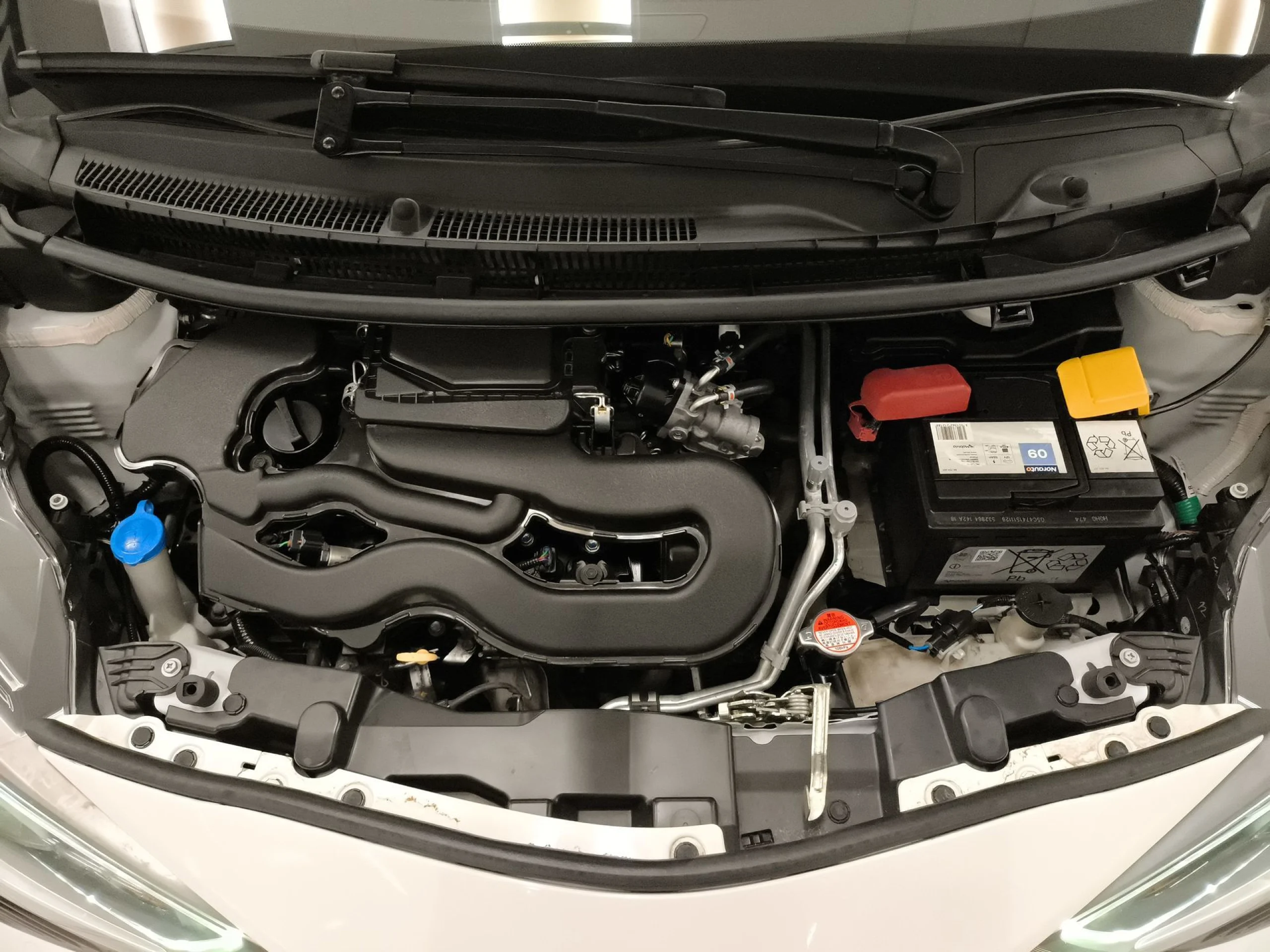 Toyota Aygo 1.0 70 x-play 51 kW (69 CV) - Foto 29