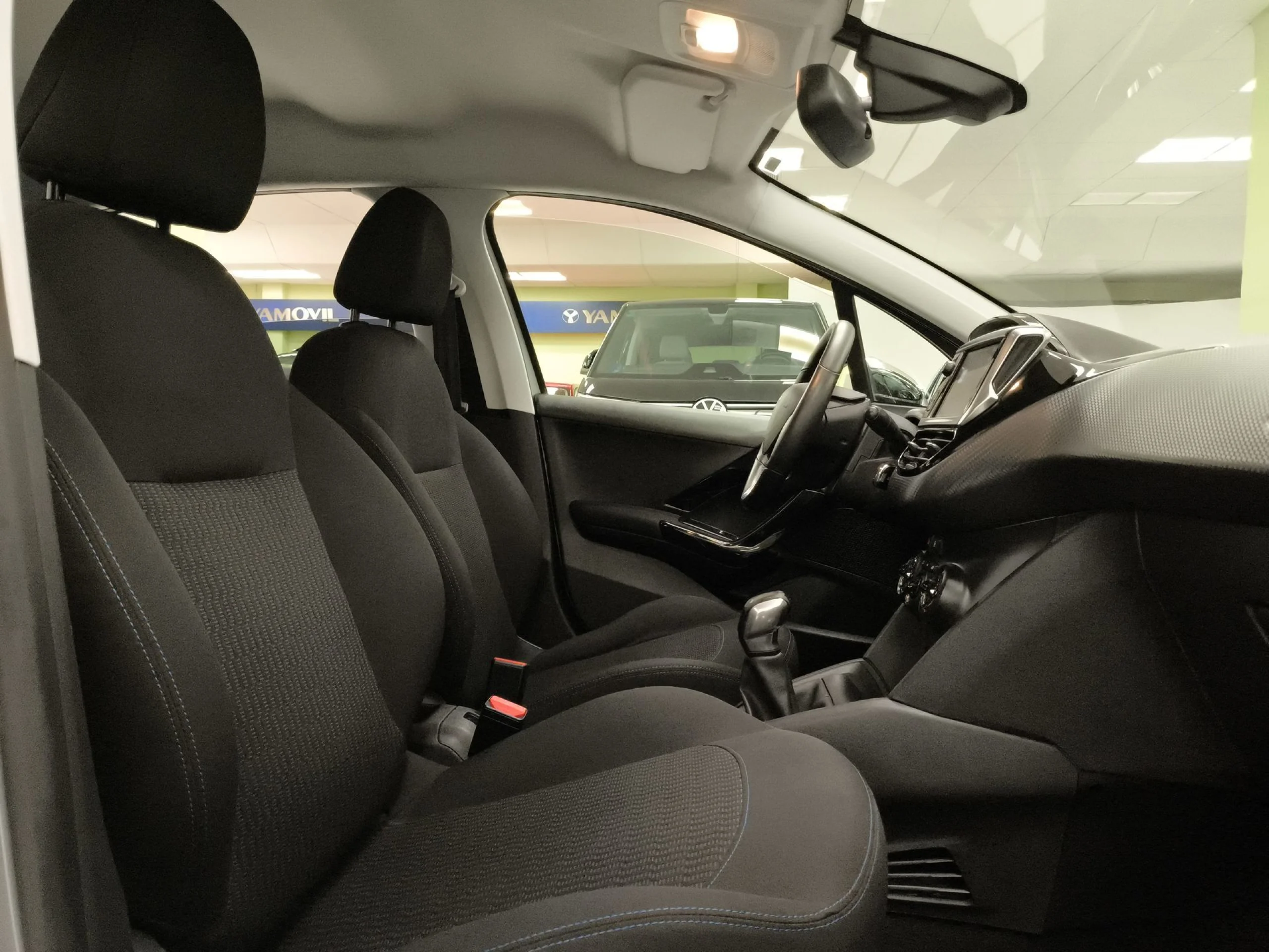 Peugeot 208 PureTech Signature 60 kW (82 CV) - Foto 20