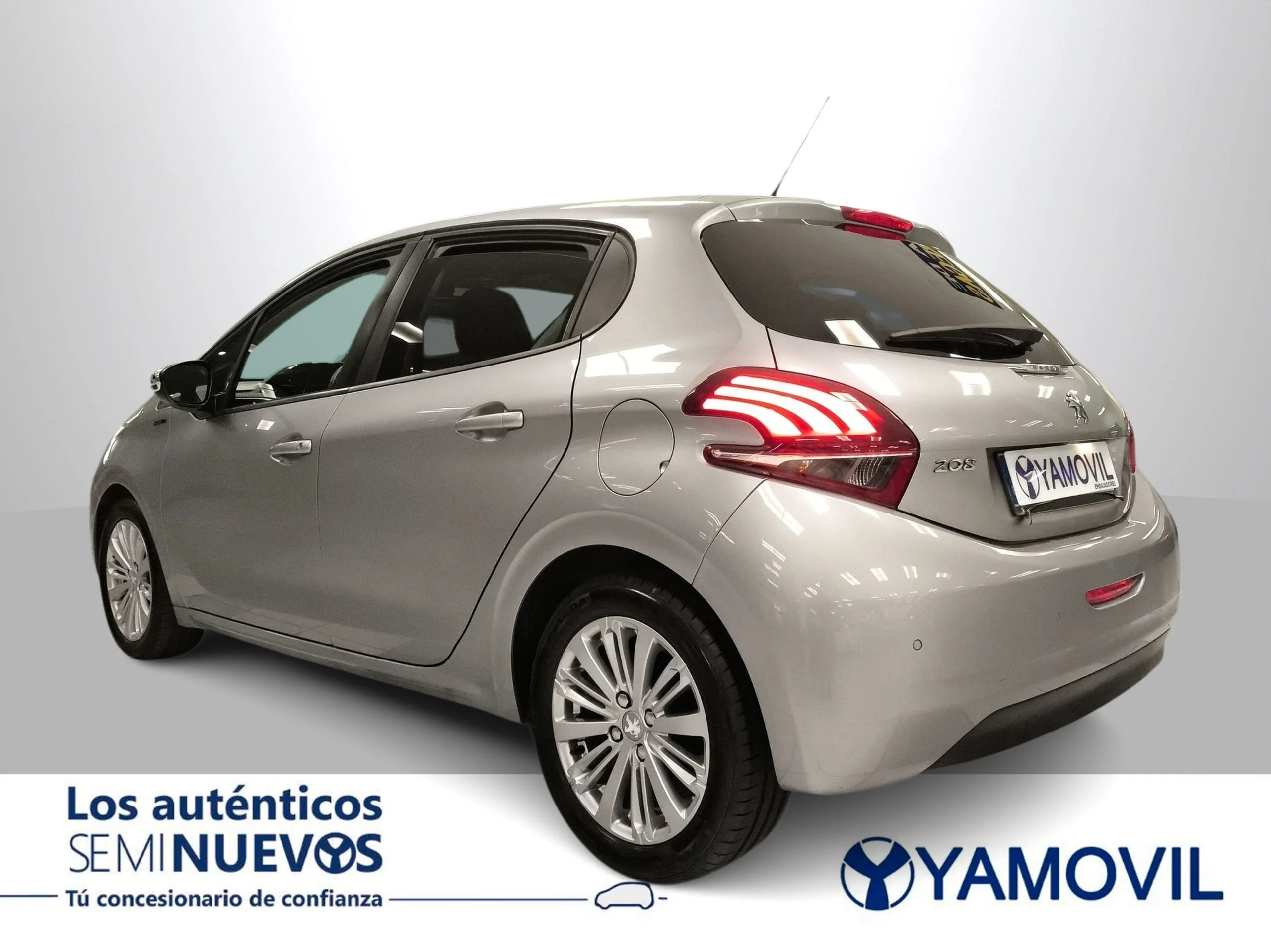 Peugeot 208 PureTech Signature 60 kW (82 CV) - Foto 5