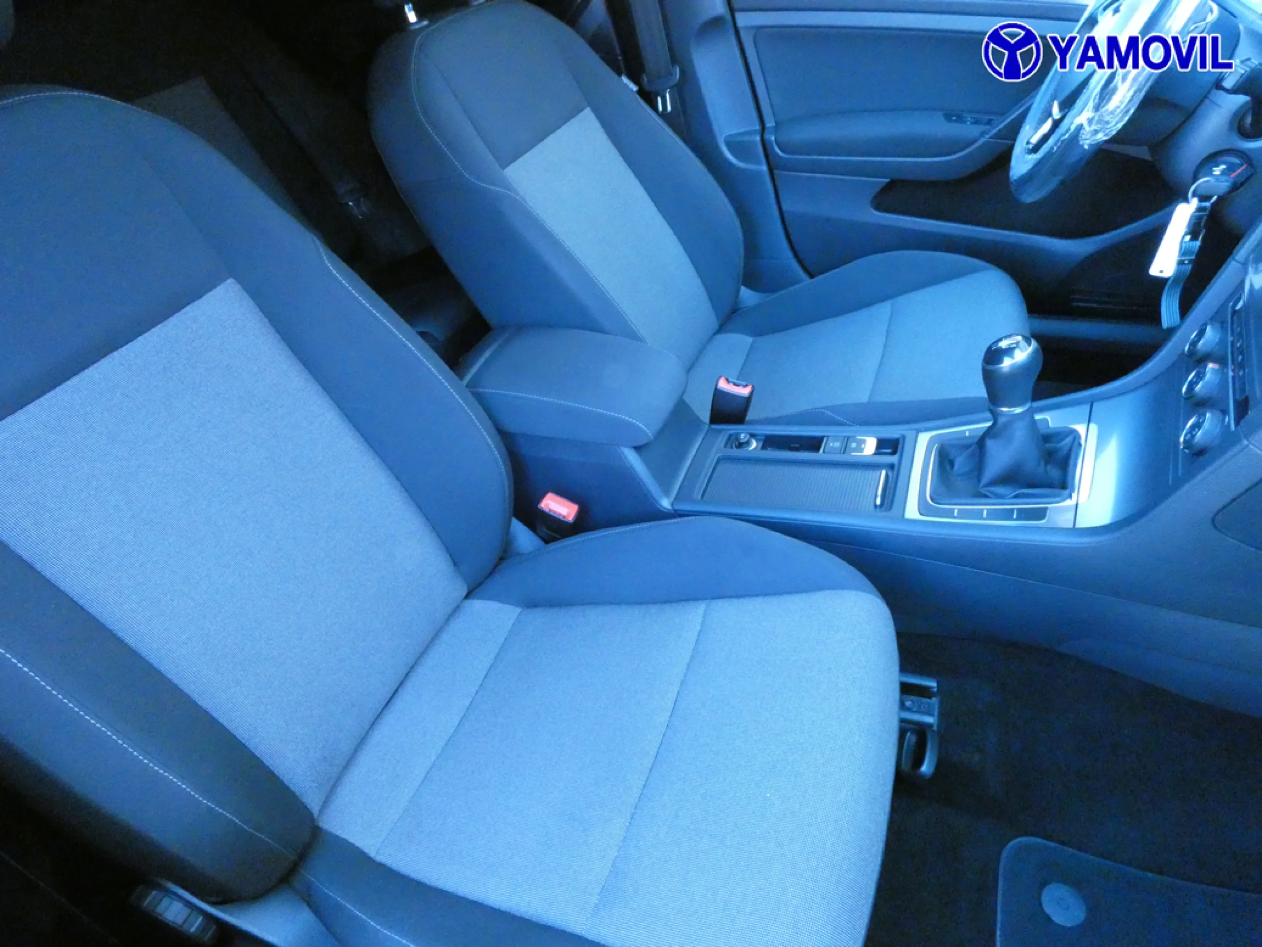 Volkswagen Golf 1.6 TDi EDITION 5P - Foto 20