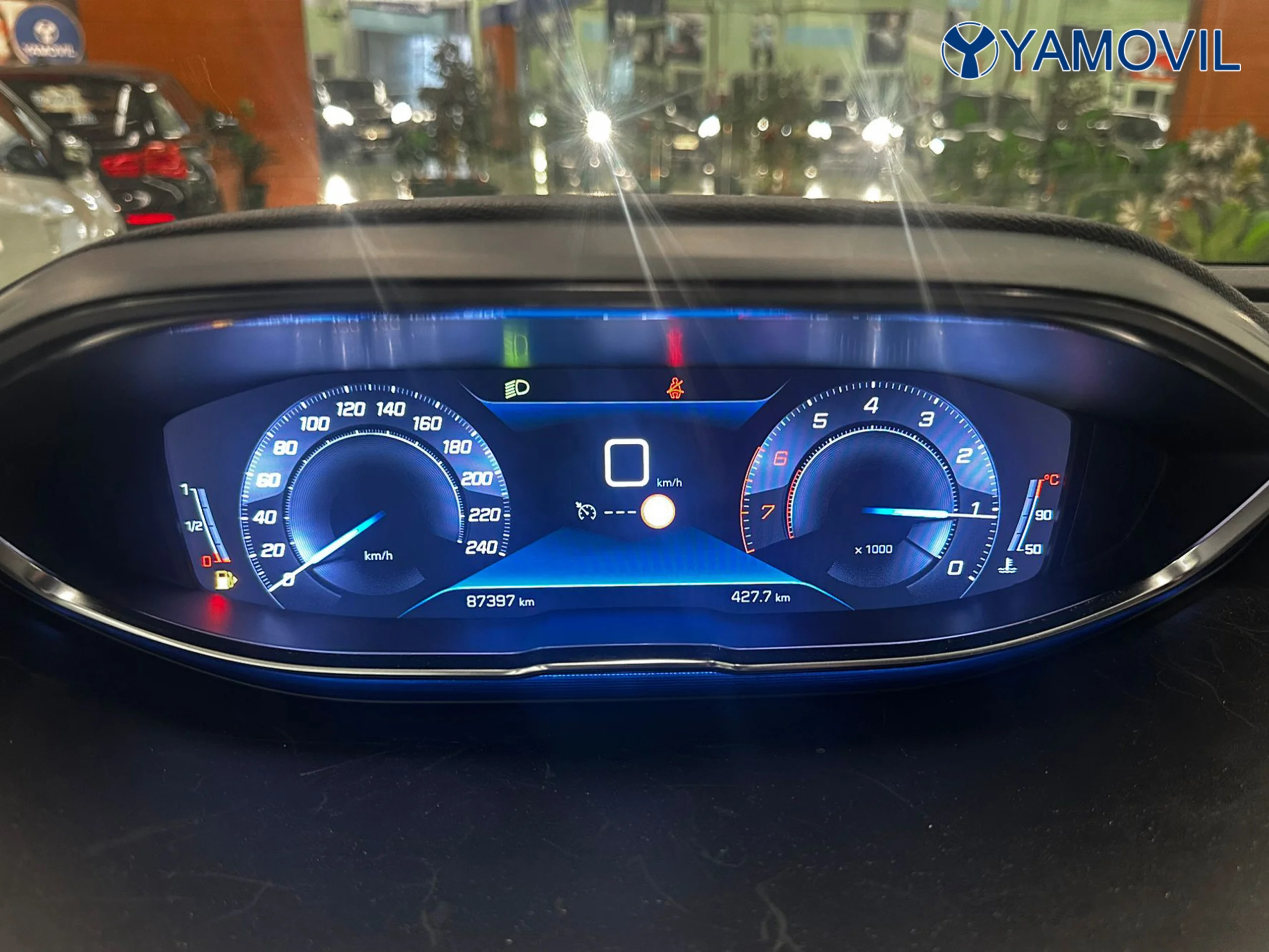 Peugeot 3008 PureTech 130 SANDS Allure 96 kW (130 CV) - Foto 6