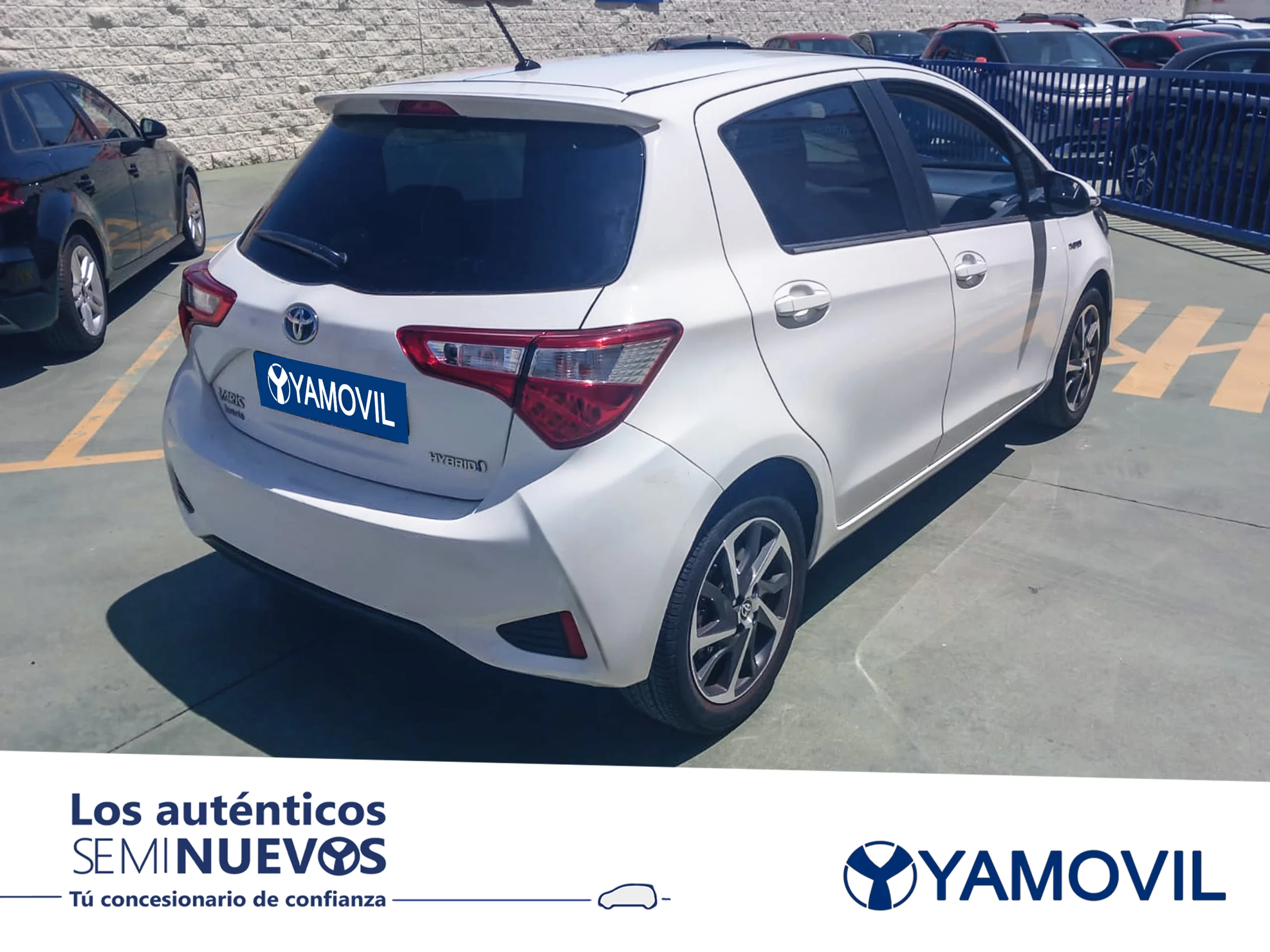 Toyota Yaris 100H Feel 74 kW (100 CV) - Foto 2