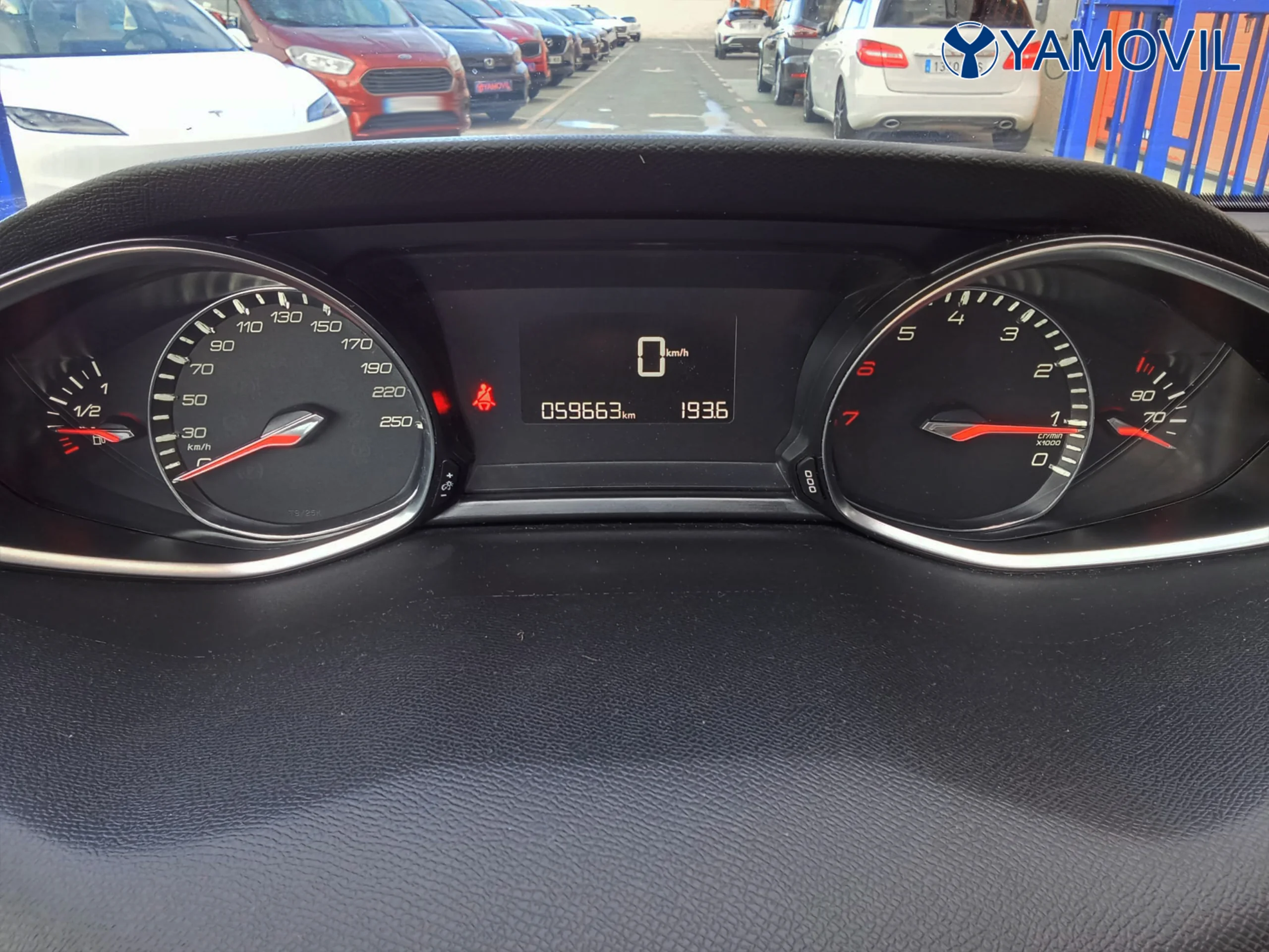 Peugeot 308 PureTech 130 SANDS Allure 96 kW (130 CV) - Foto 6