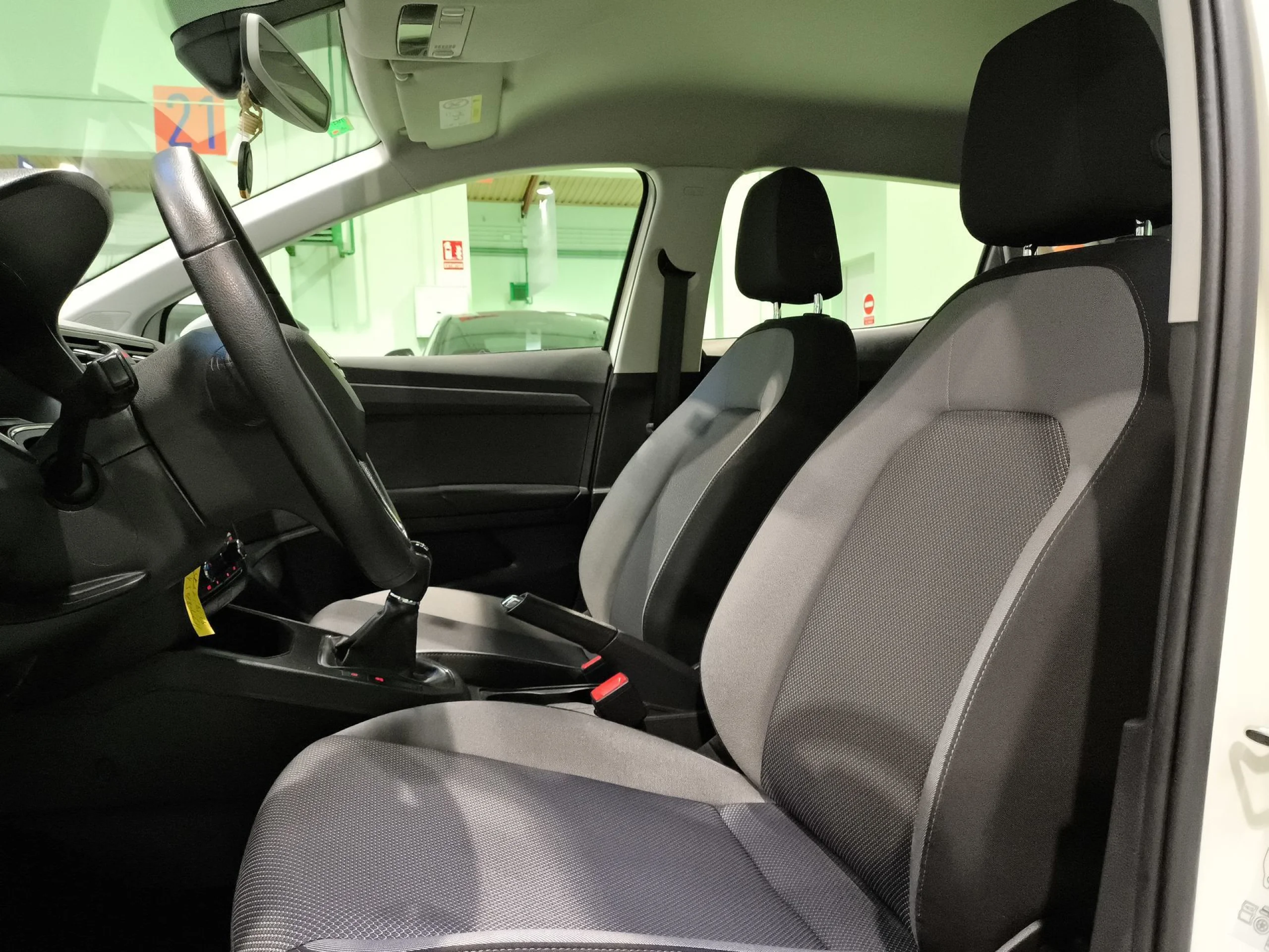 Seat Ibiza 1.0 TGI SANDS Style Plus 66 kW (90 CV) - Foto 8