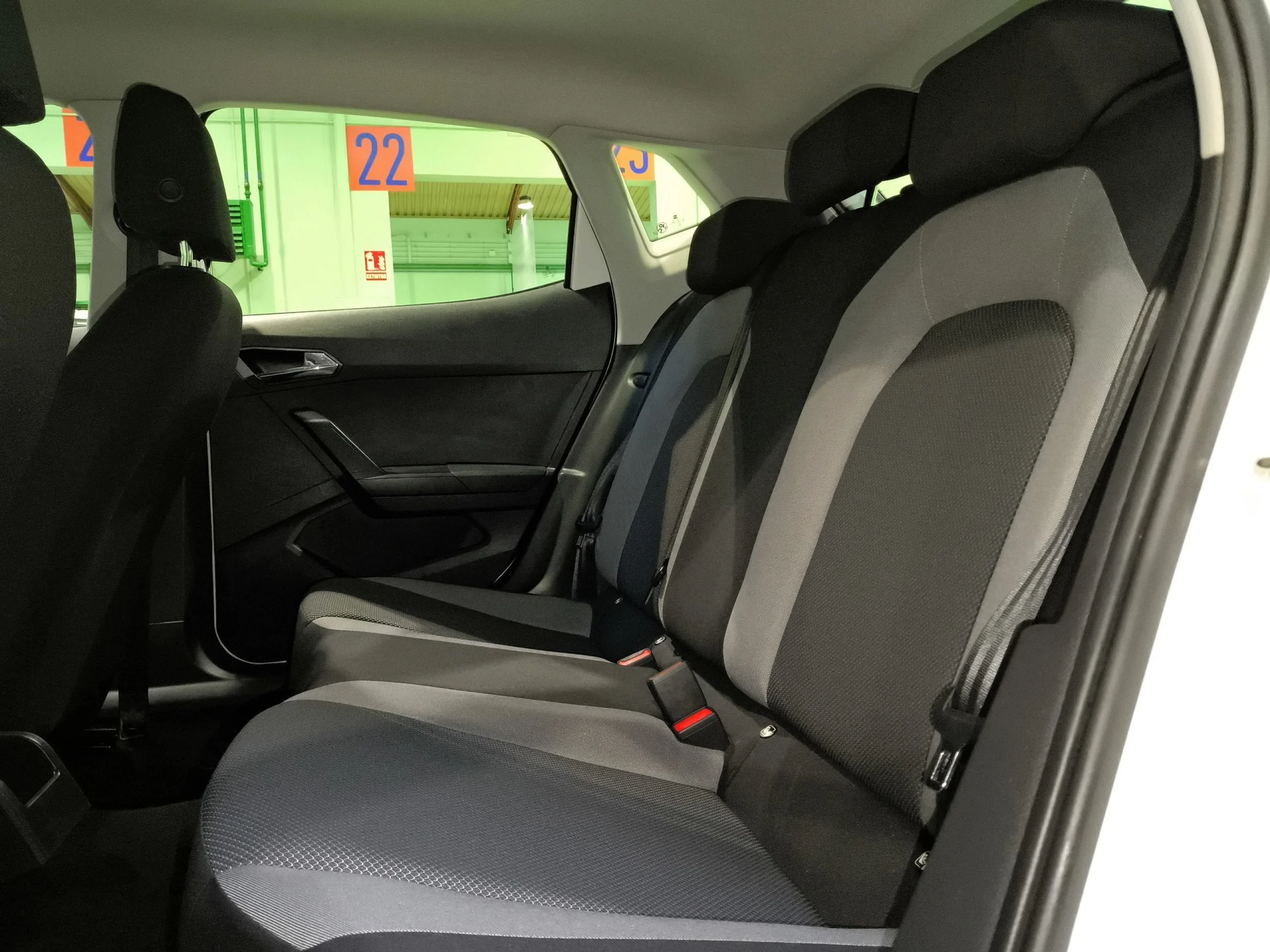 Seat Ibiza 1.0 TGI SANDS Style Plus 66 kW (90 CV) - Foto 21