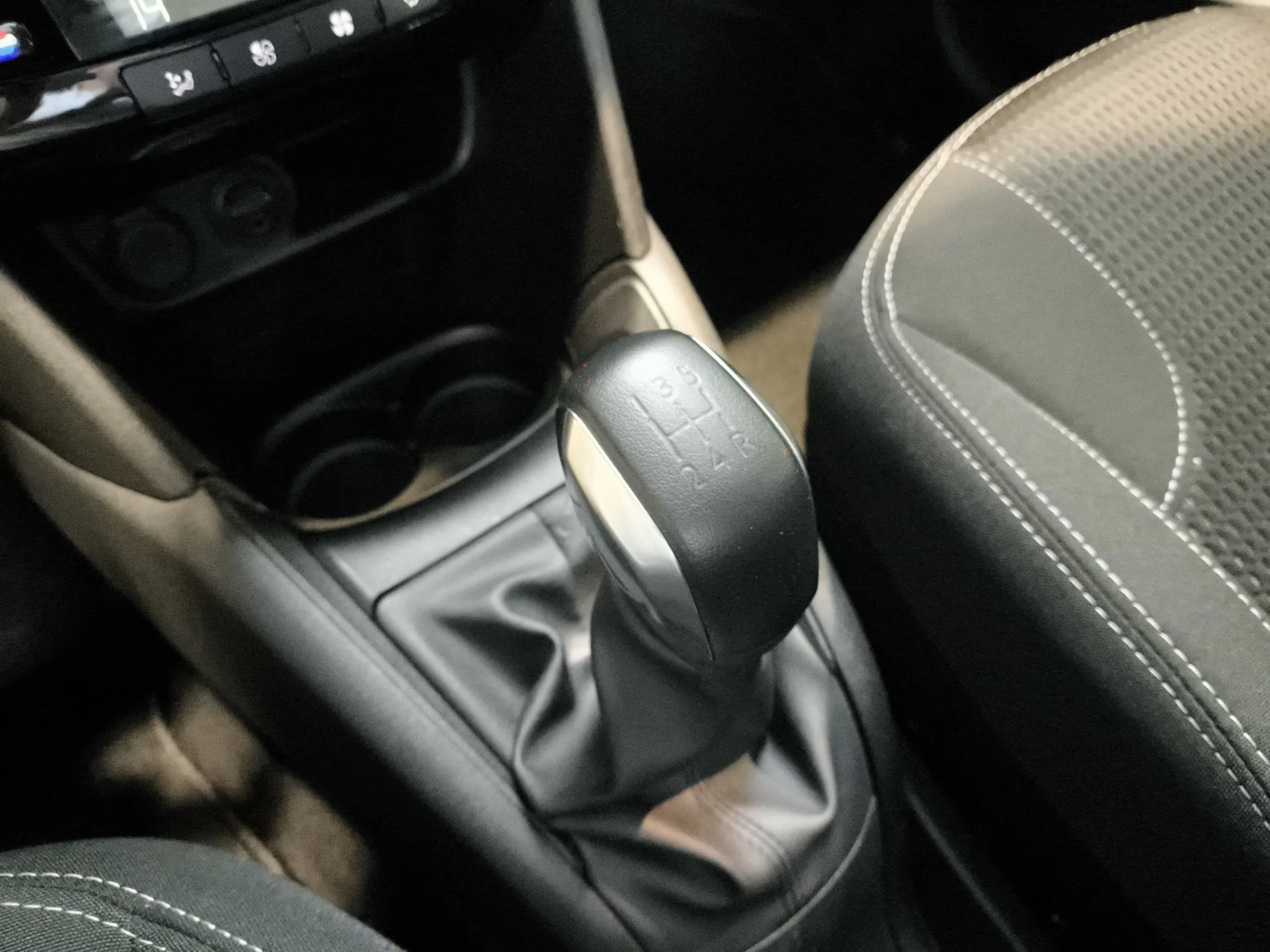 Peugeot 208 1.2L PureTech Allure  81 kW (110 CV) - Foto 15