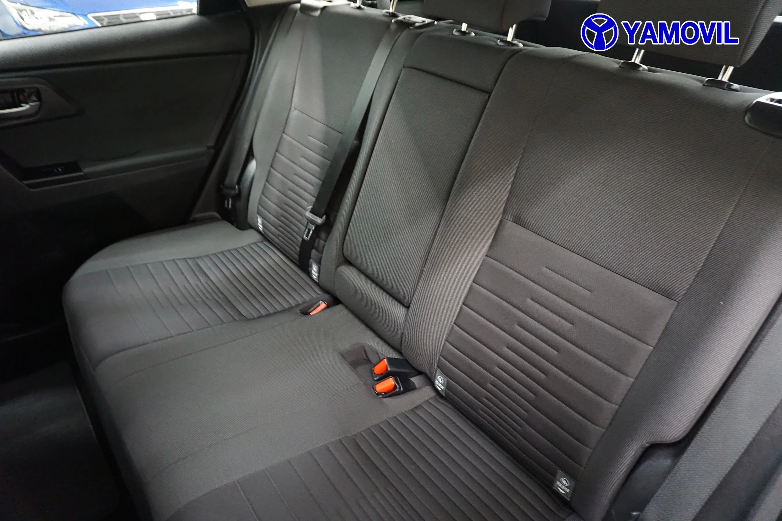 Toyota Auris 1.6 ACTIVE TOURING 115D SPORT 5P - Foto 14