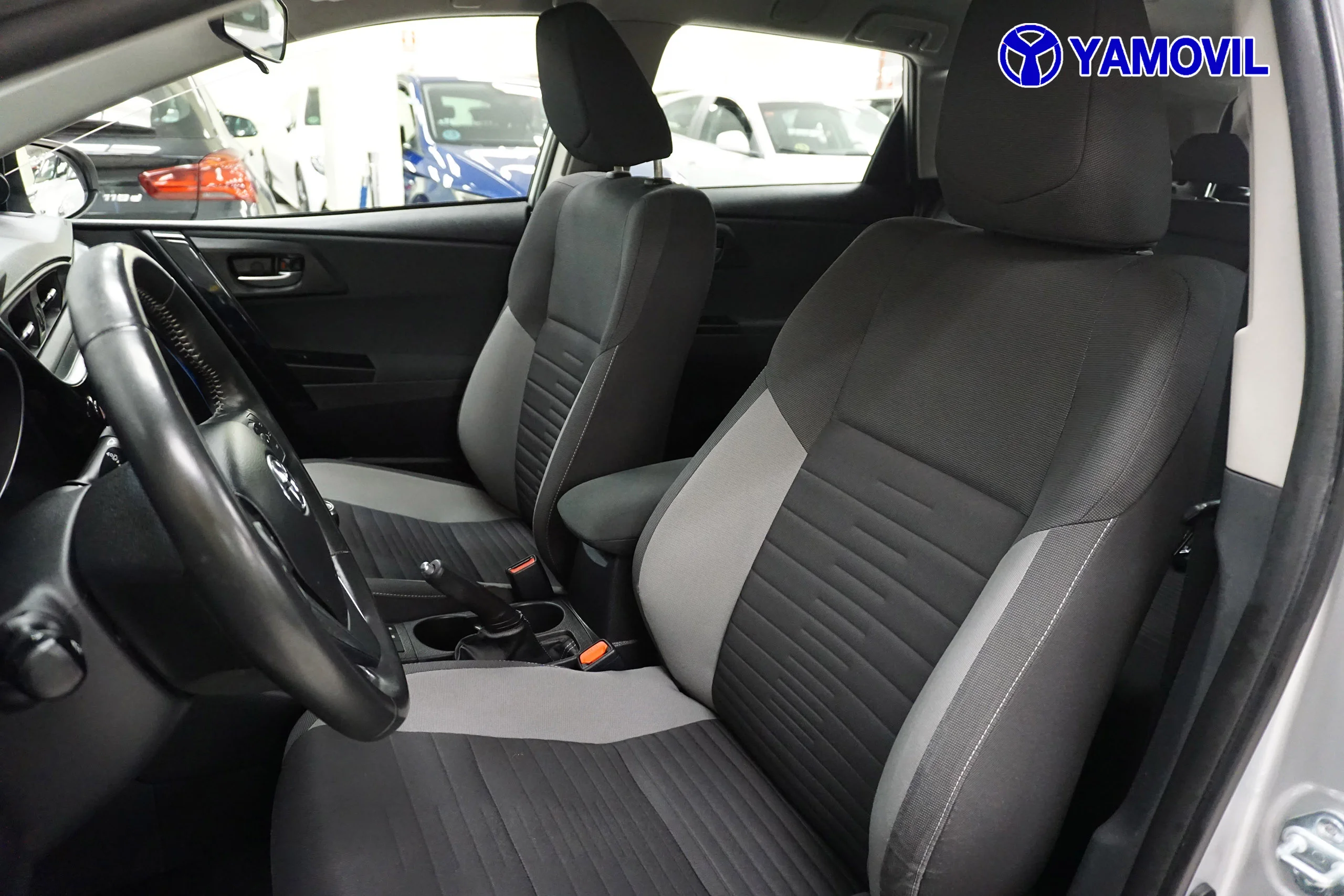 Toyota Auris 1.6 ACTIVE TOURING 115D SPORT 5P - Foto 13