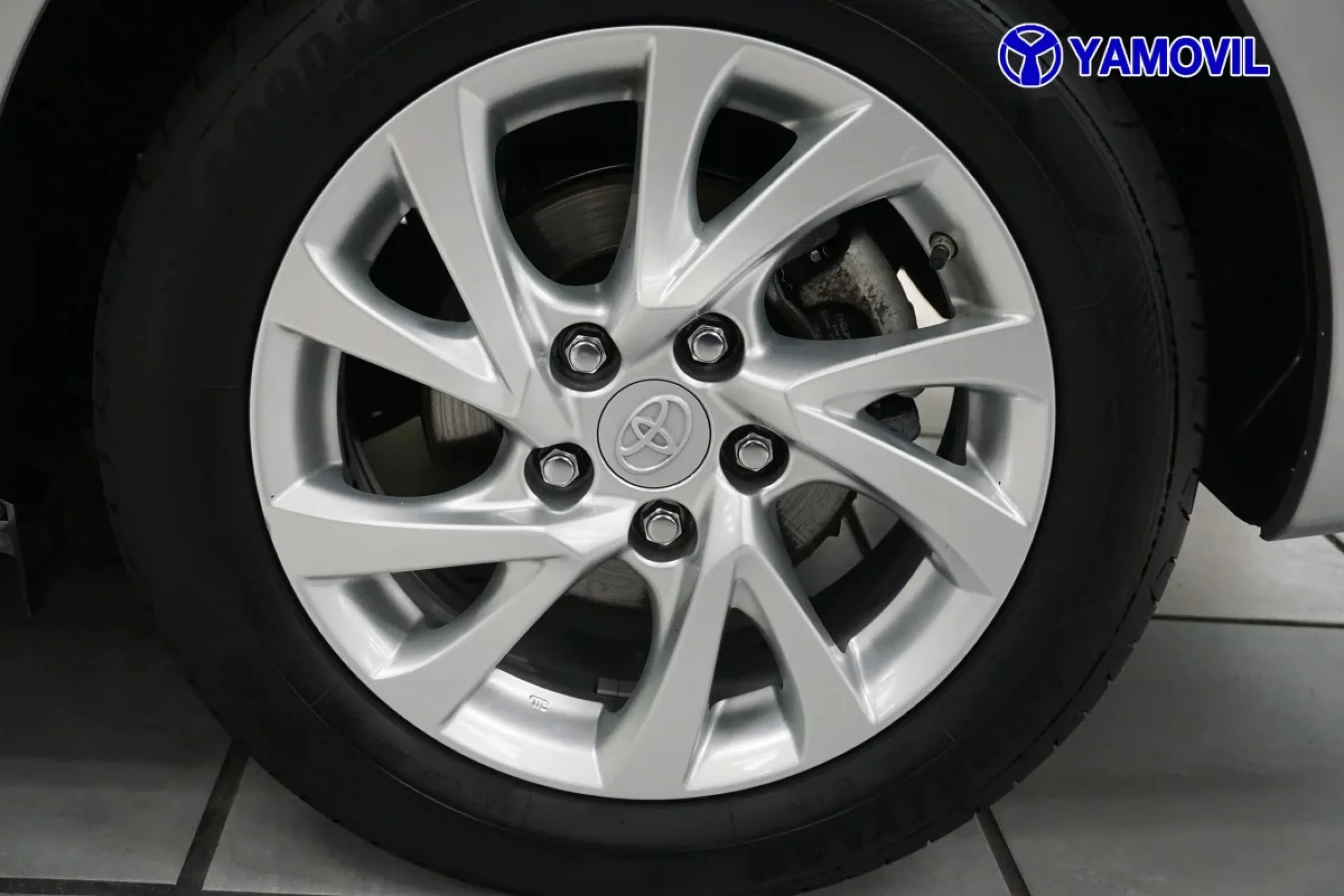Toyota Auris 115D Touring Sports Active 82 kW (112 CV) - Foto 11