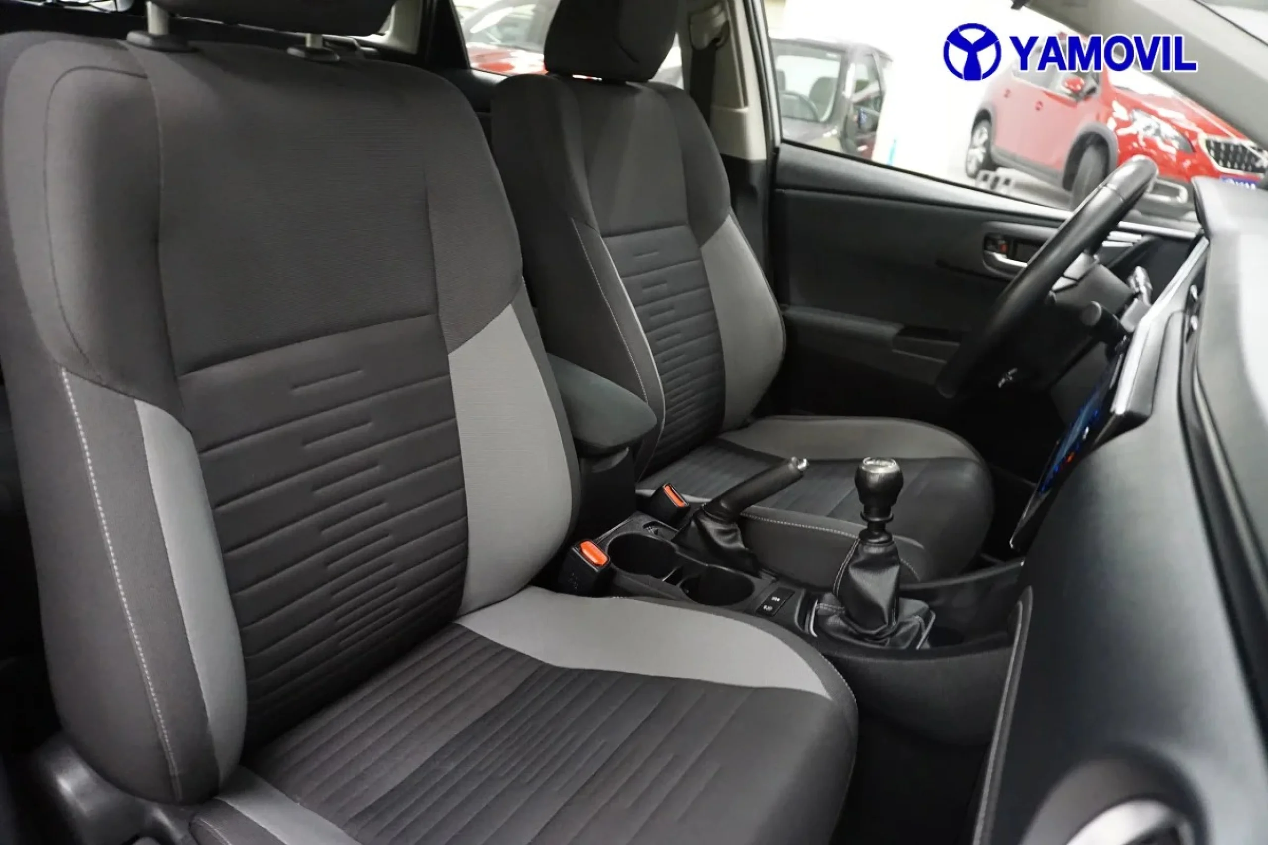 Toyota Auris 115D Touring Sports Active 82 kW (112 CV) - Foto 15