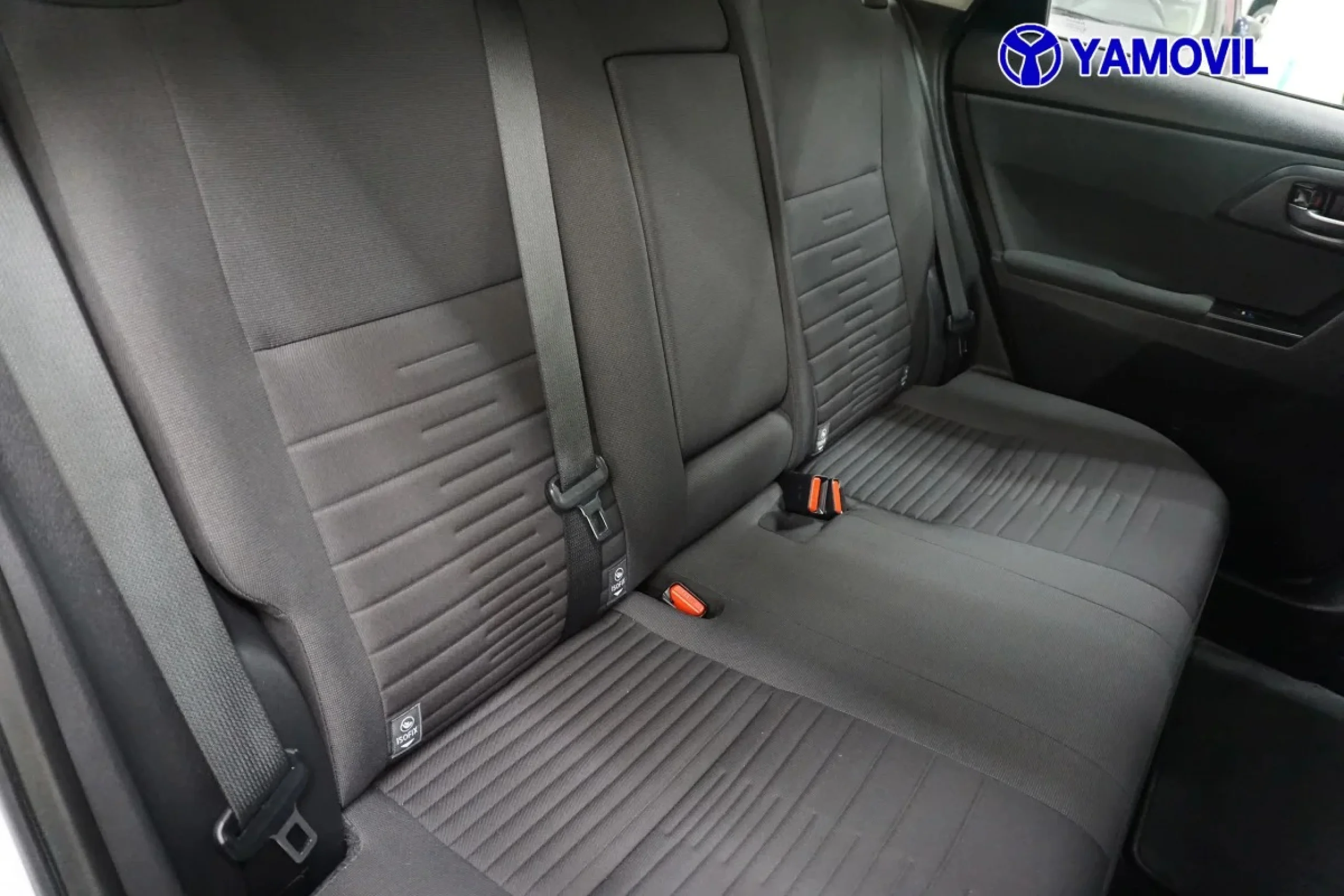 Toyota Auris 115D Touring Sports Active 82 kW (112 CV) - Foto 16