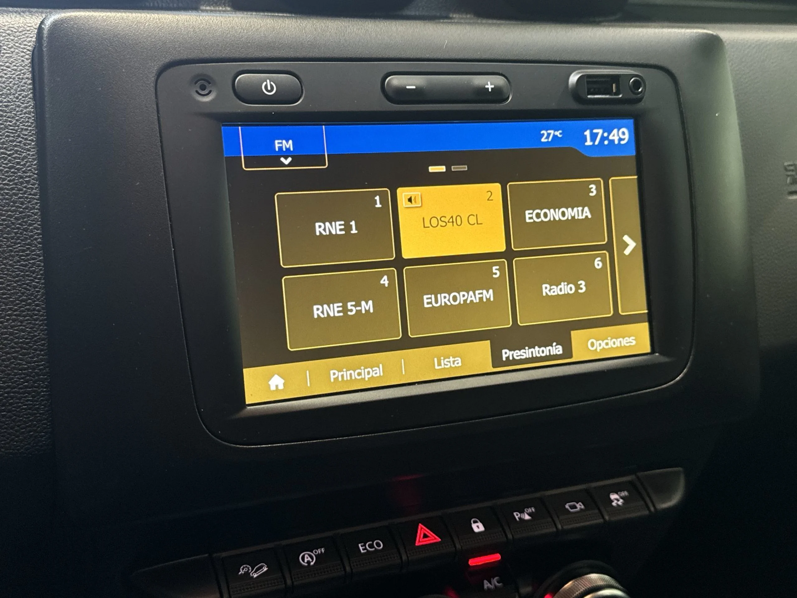 Dacia Duster Serie Limitada Aniversario Blue dCi 85 kW (115 CV) 4X4 - Foto 13