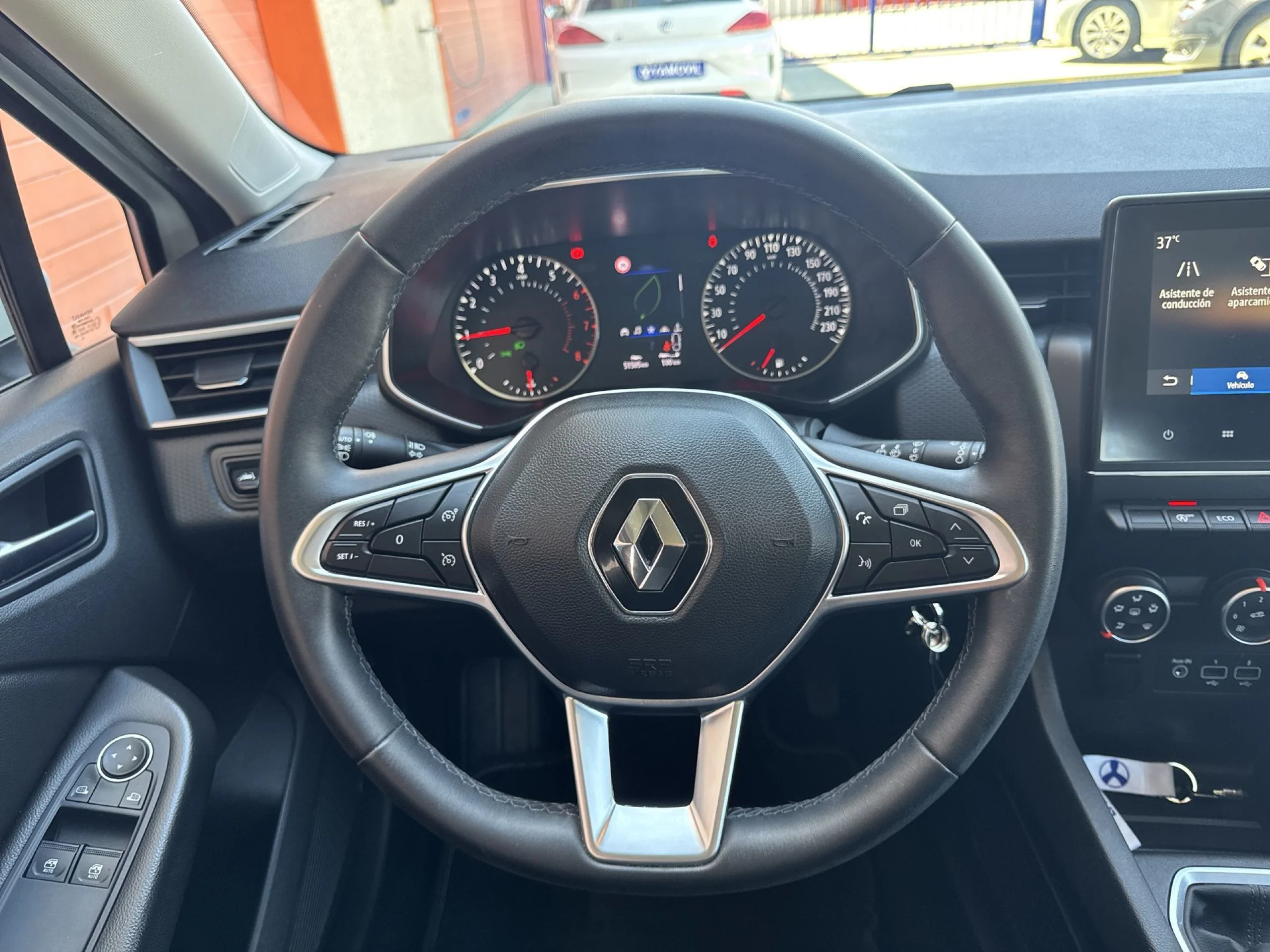 Renault Clio Intens TCe 74 kW (100 CV) - Foto 13
