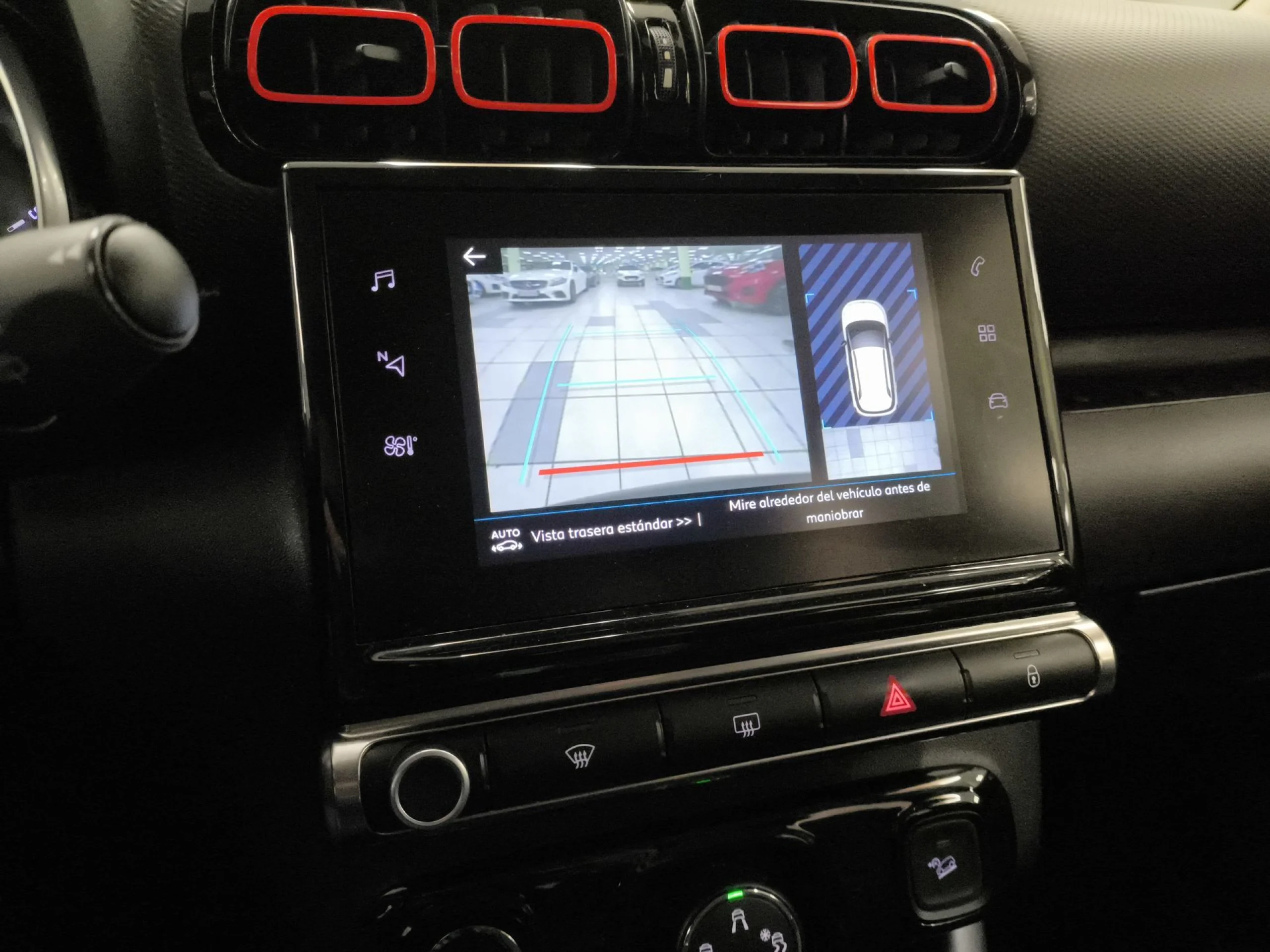 Citroen C3 Aircross PureTech 110 SANDS Shine 81 kW (110 CV) - Foto 14