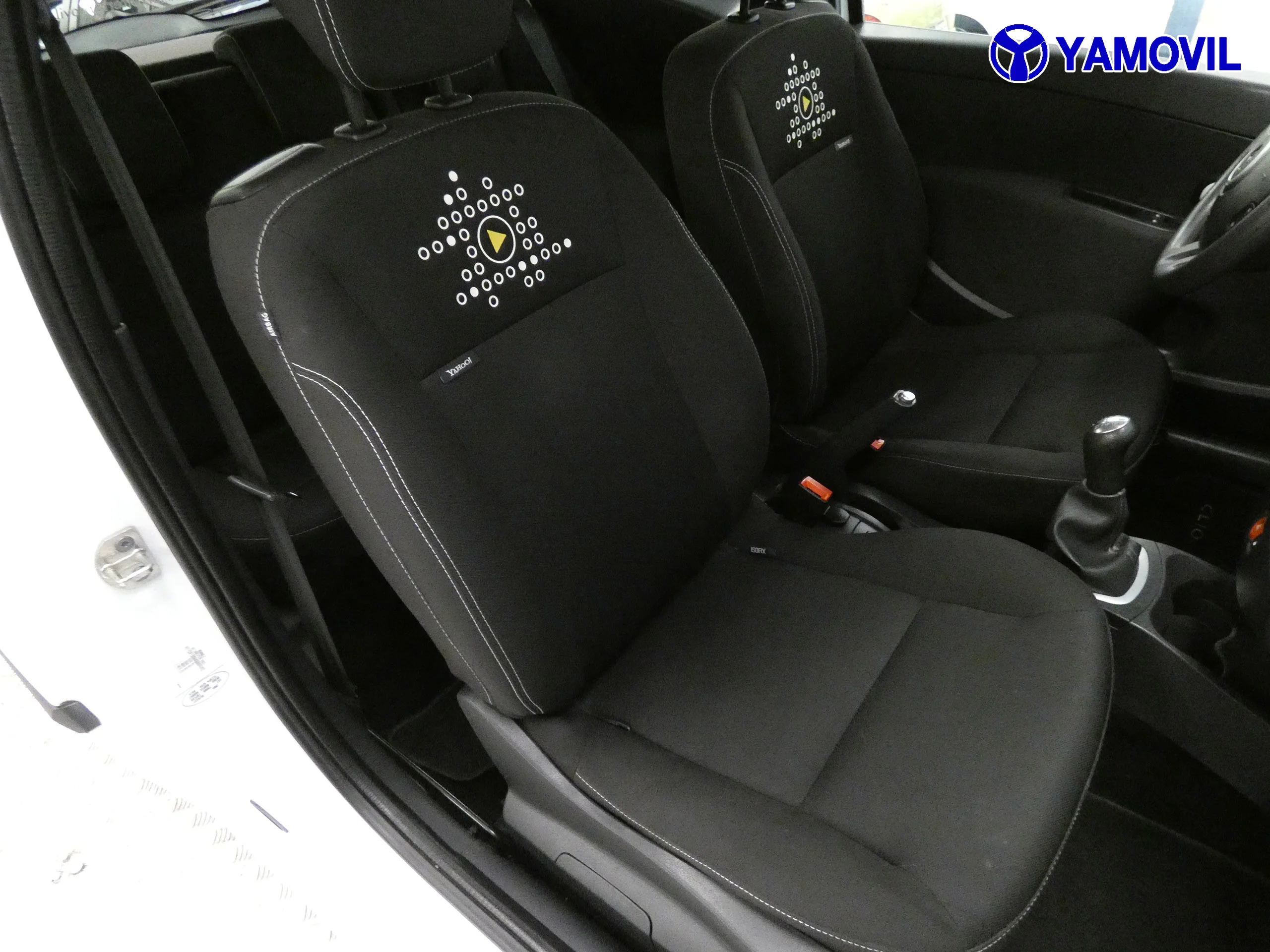 Renault Clio 1.2 YAHOO - Foto 15