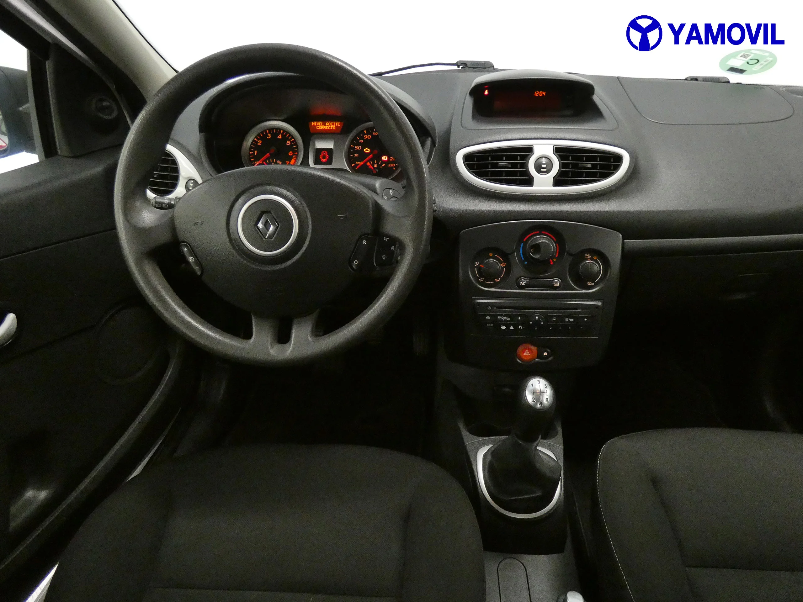 Renault Clio 1.2 YAHOO - Foto 17
