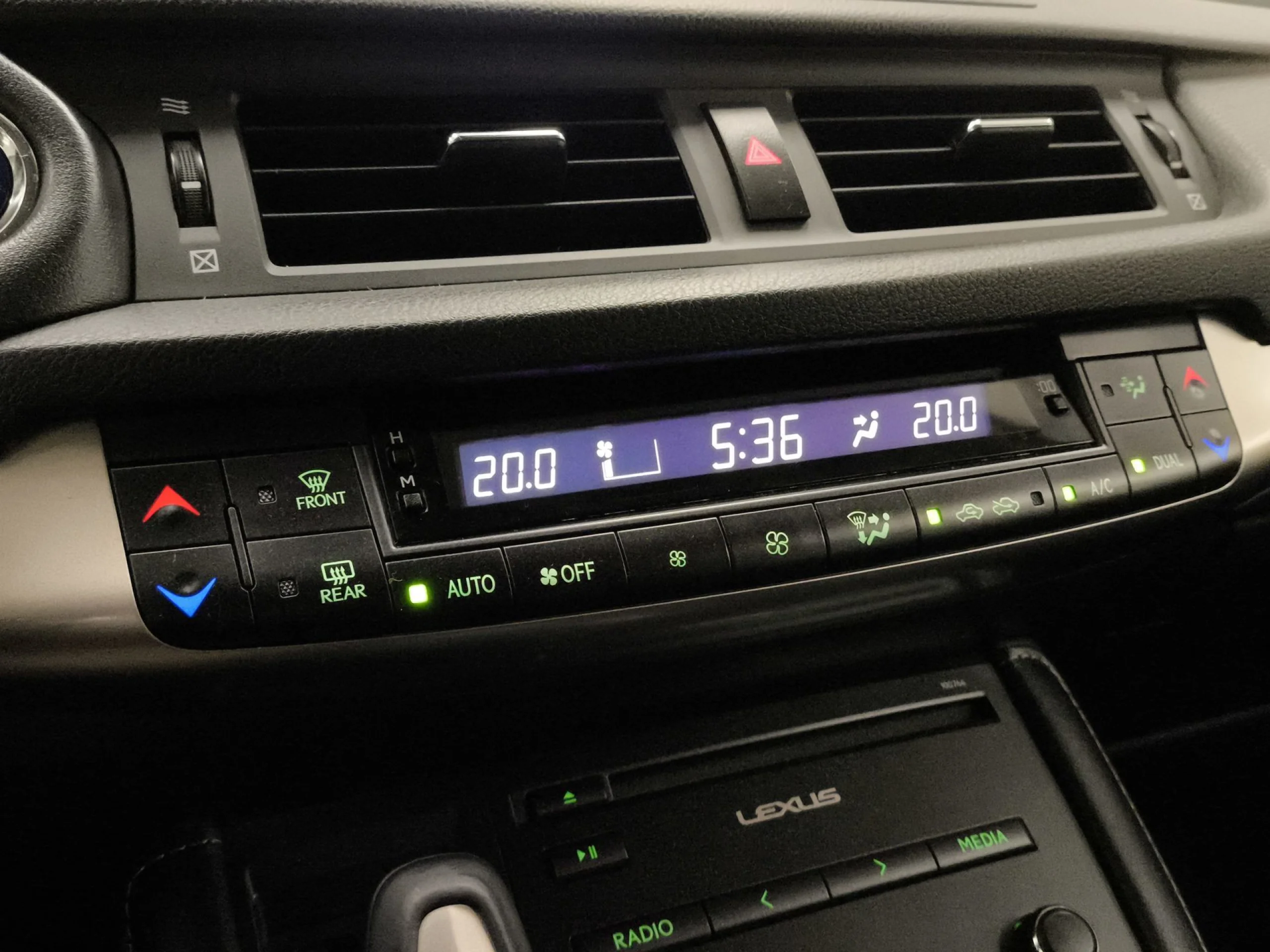 Lexus CT 200h Business 100 kW (136 CV) - Foto 16