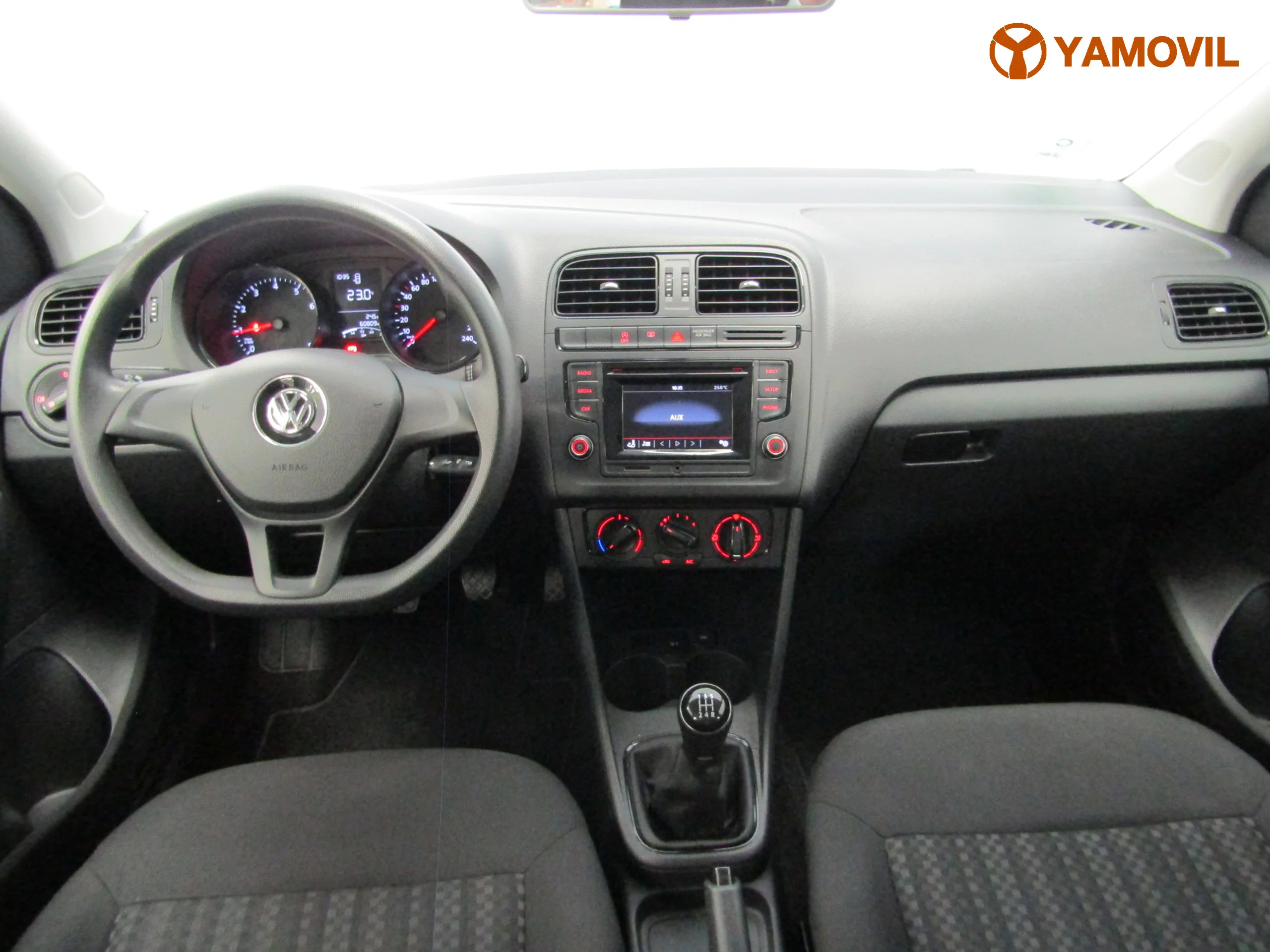 Volkswagen Polo 1.0 BMT EDITION  - Foto 19