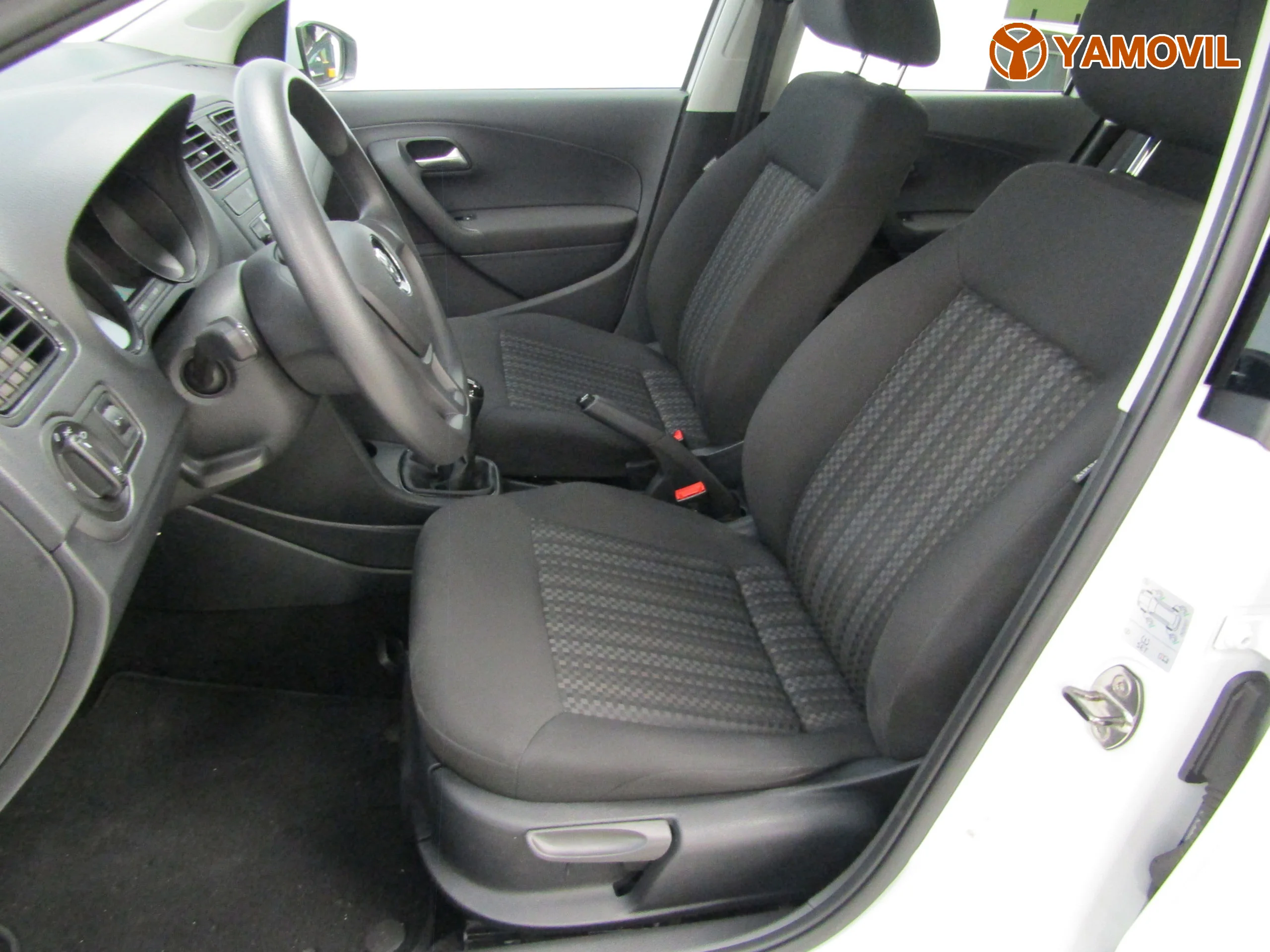 Volkswagen Polo 1.0 BMT EDITION  - Foto 16