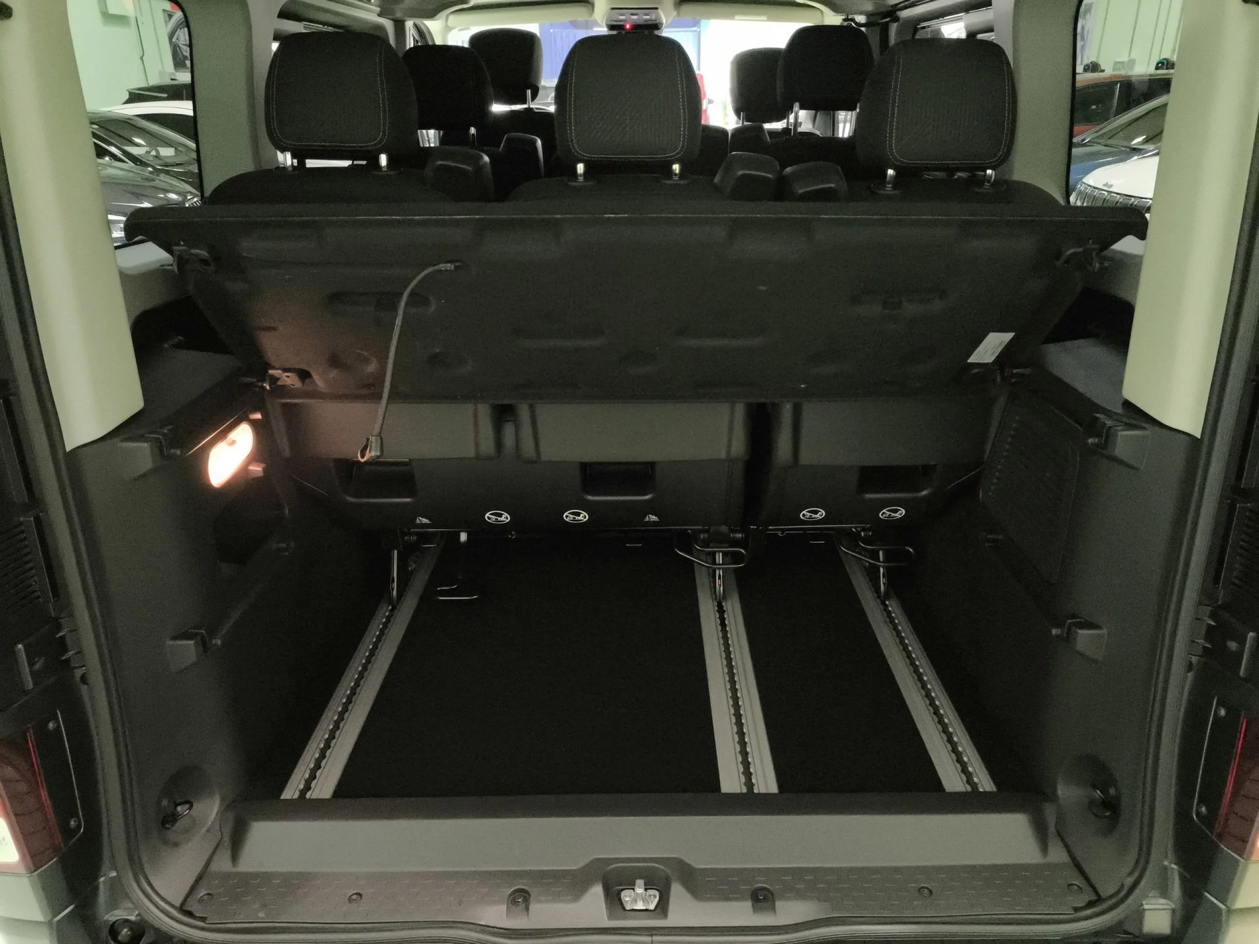Renault Trafic SpaceClass Energy Blue dCi 110 kW (150 CV) - Foto 21