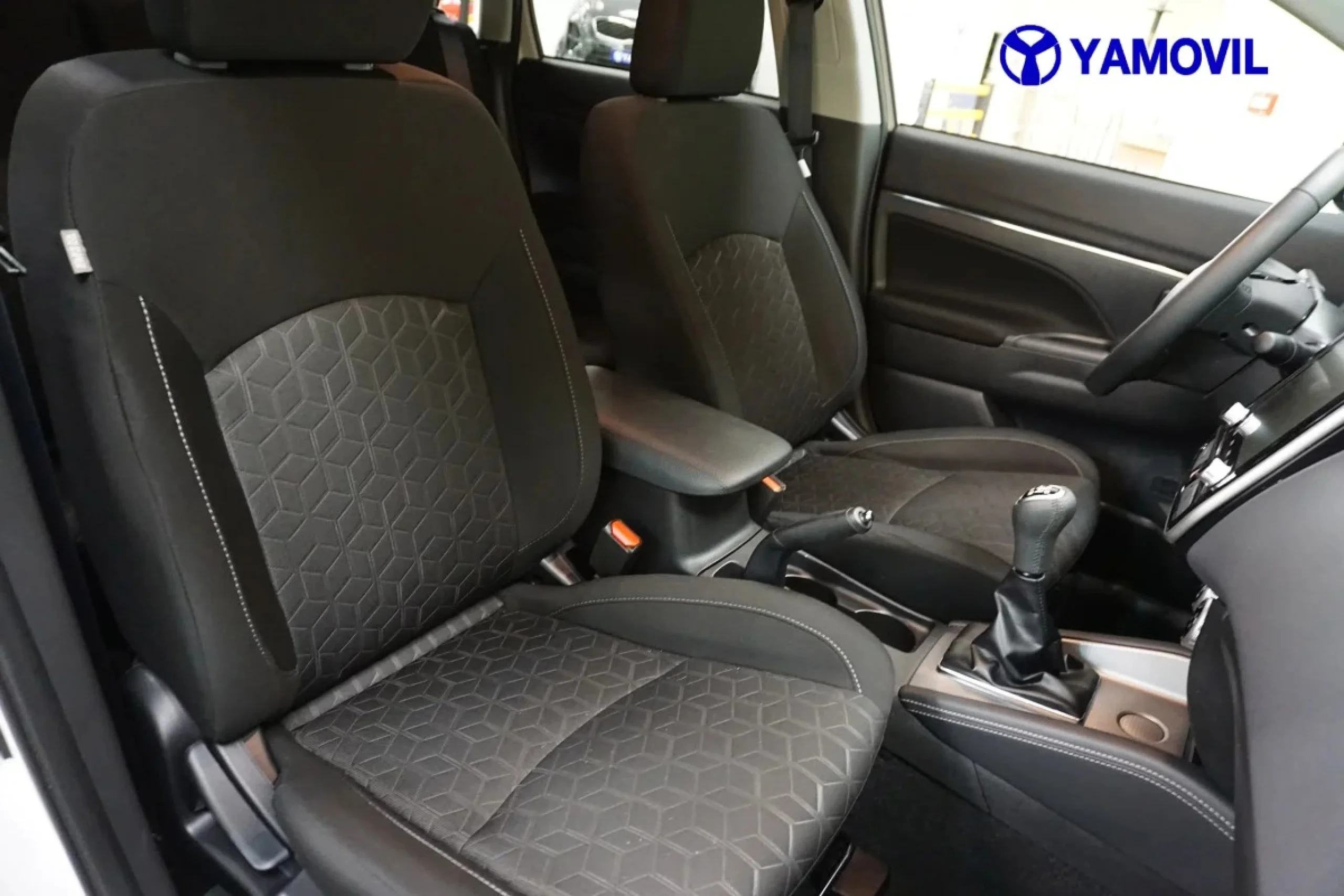 Mitsubishi ASX 200 MPI Spirit 110 kW (150 CV) - Foto 14