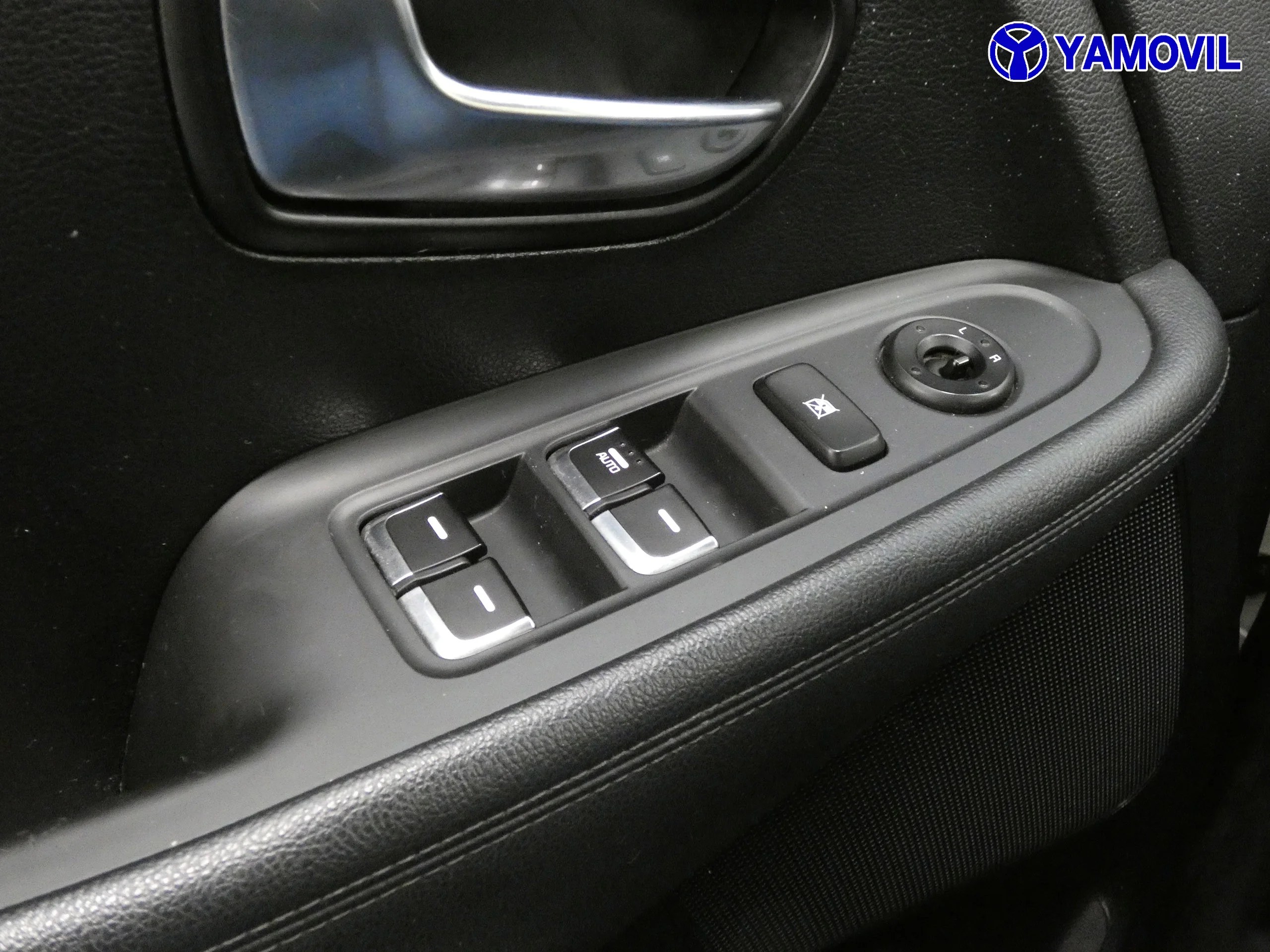 Kia Carens 1.6 GDI CONCEPT  7P - Foto 22