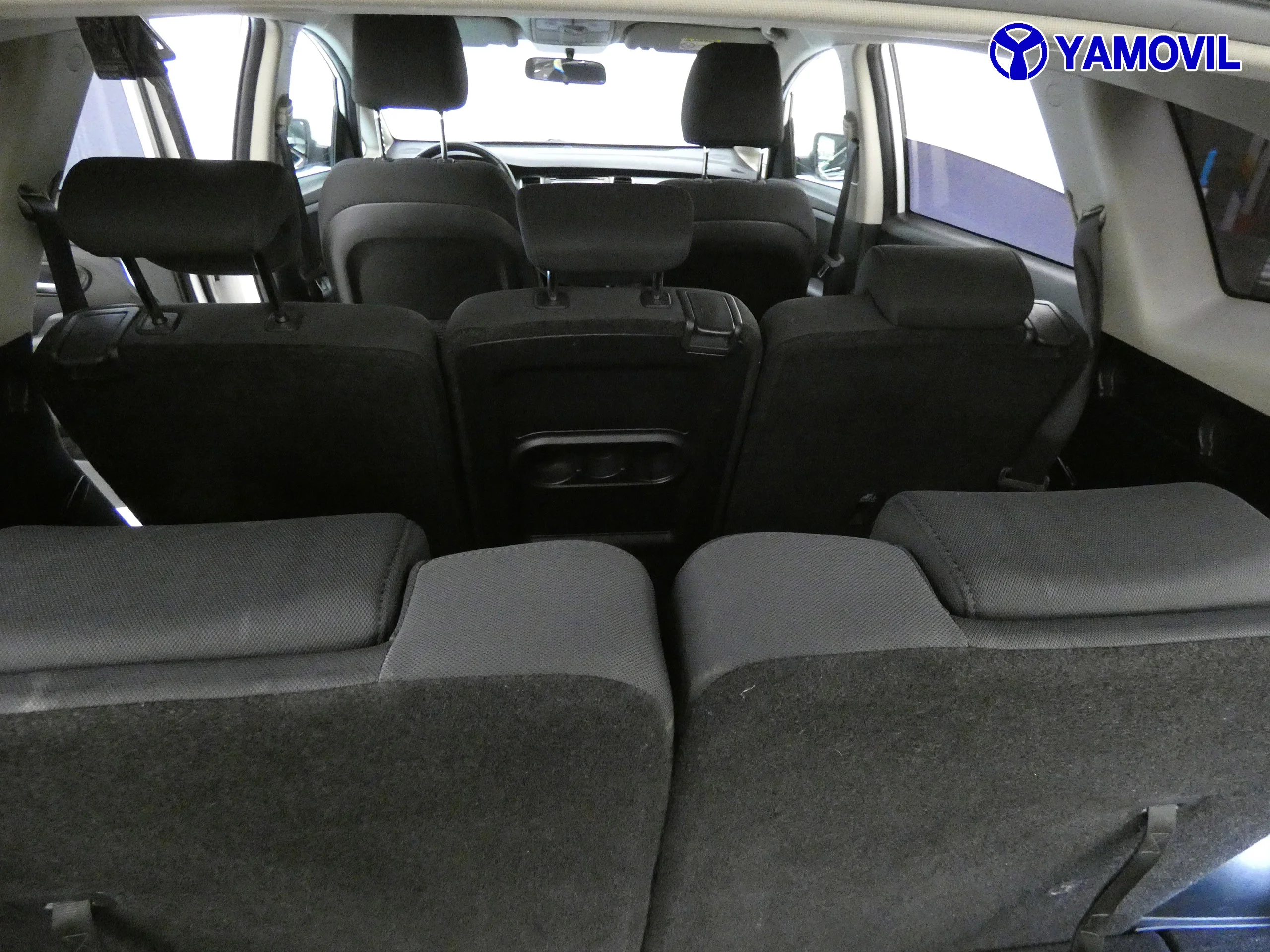 Kia Carens 1.6 GDI CONCEPT  7P - Foto 23