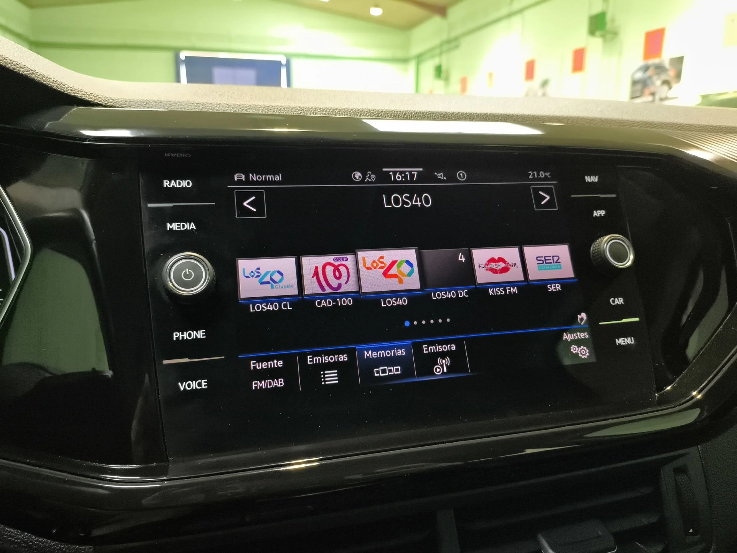 Volkswagen T-Cross Sport 1.0 TSI 81 kW (110 CV) - Foto 15