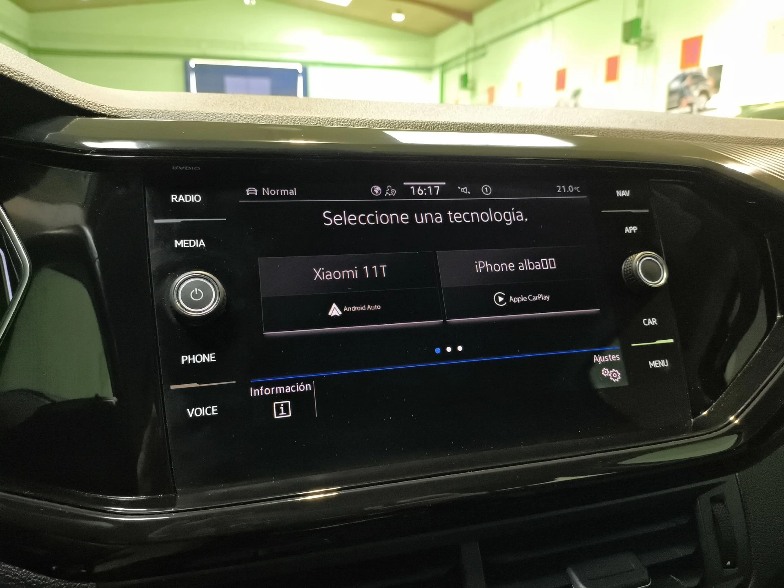 Volkswagen T-Cross Sport 1.0 TSI 81 kW (110 CV) - Foto 16