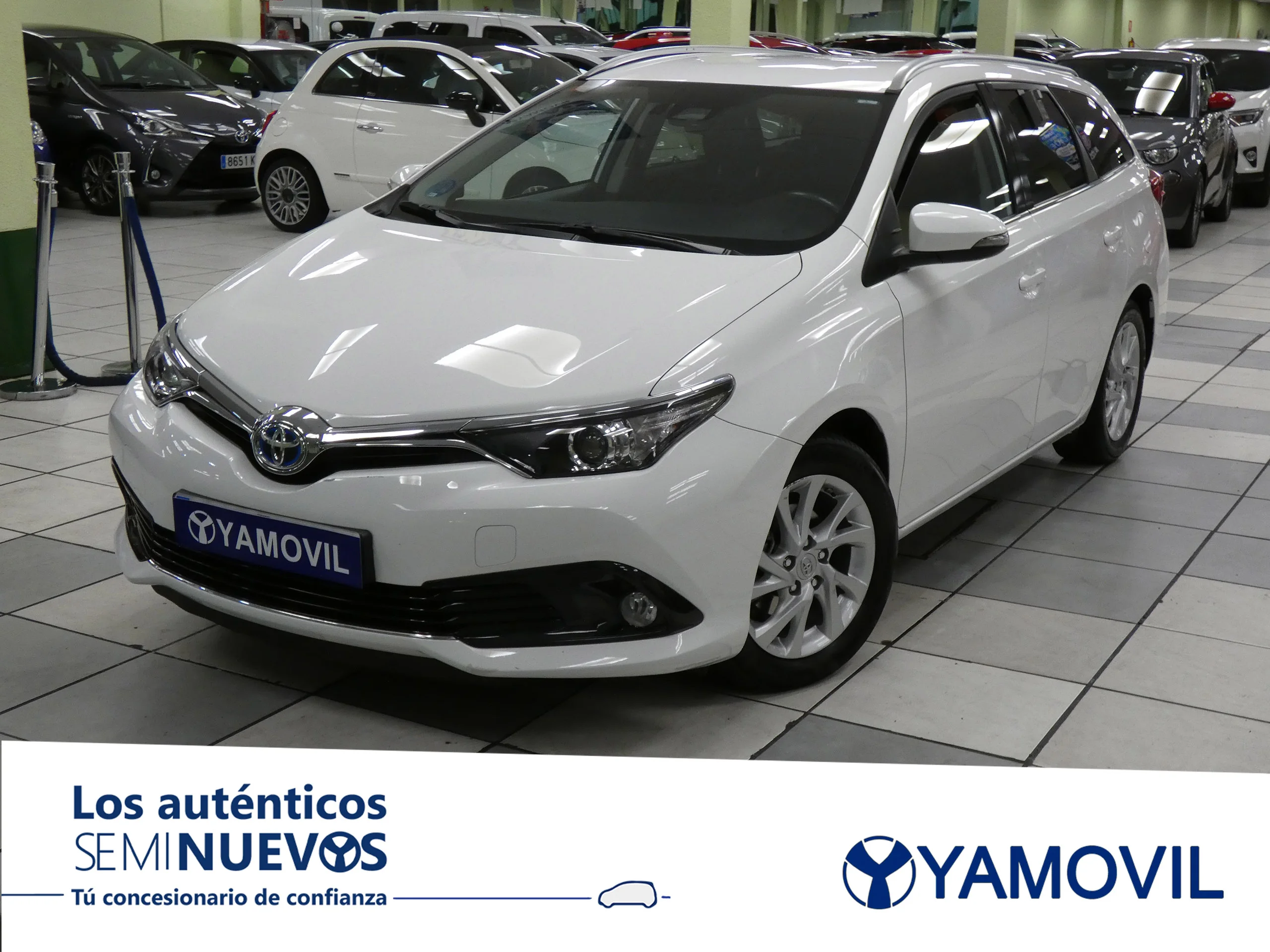 Toyota Auris 1.8 HYBRID TOURING ADVANCE 5P - Foto 1