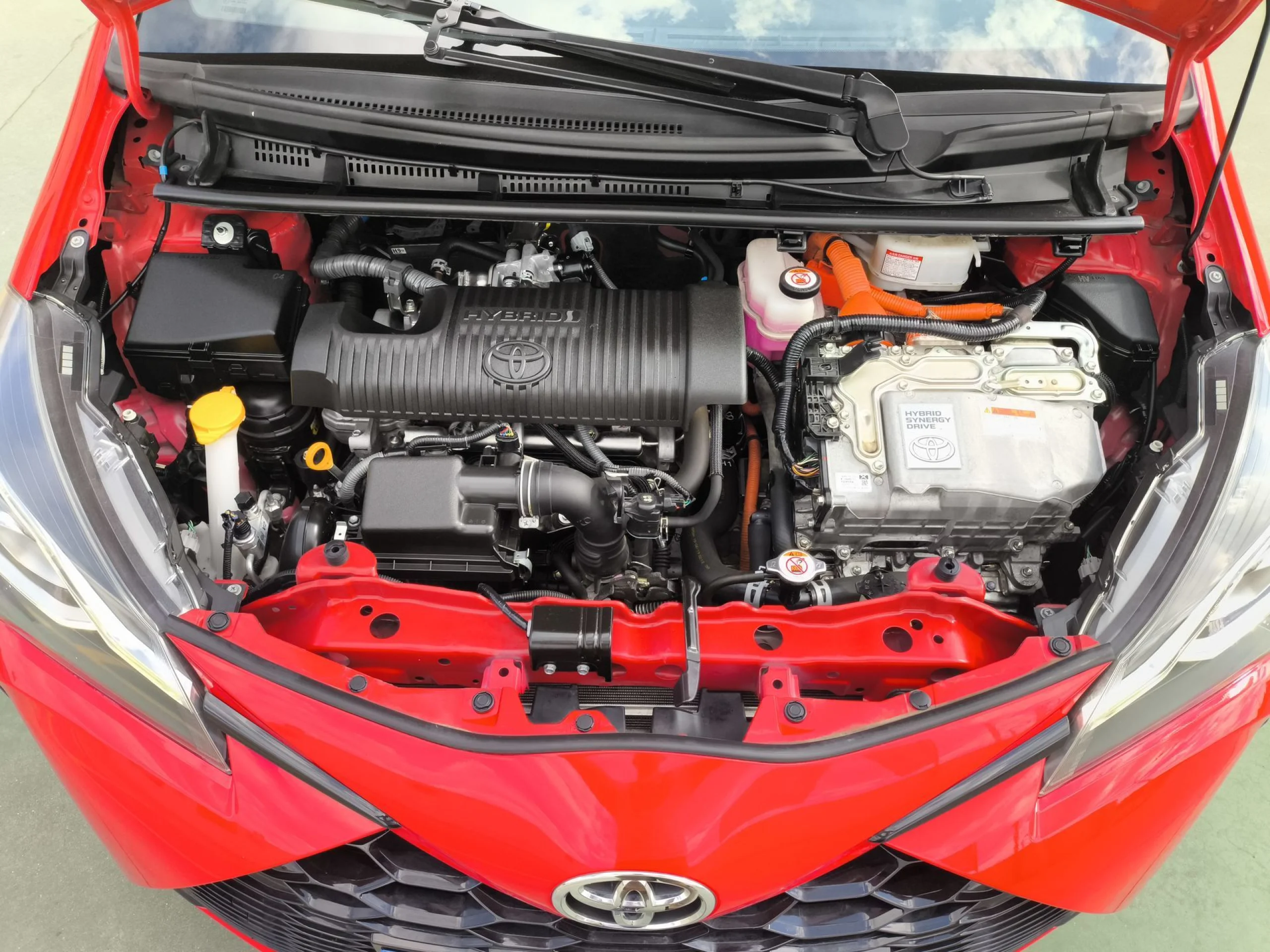 Toyota Yaris 1.5 100H GR-Sport 74 kW (100 CV) - Foto 21