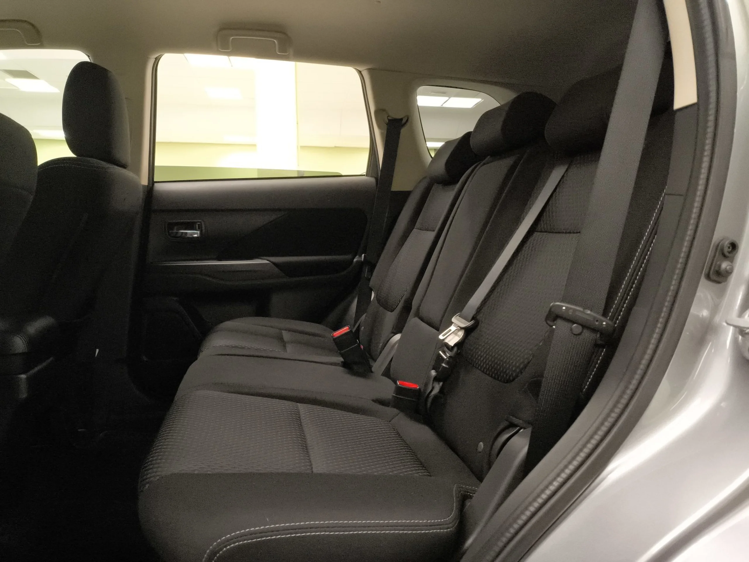Mitsubishi Outlander 200 MPI Motion 2WD CVT 110 kW (150 CV) - Foto 18