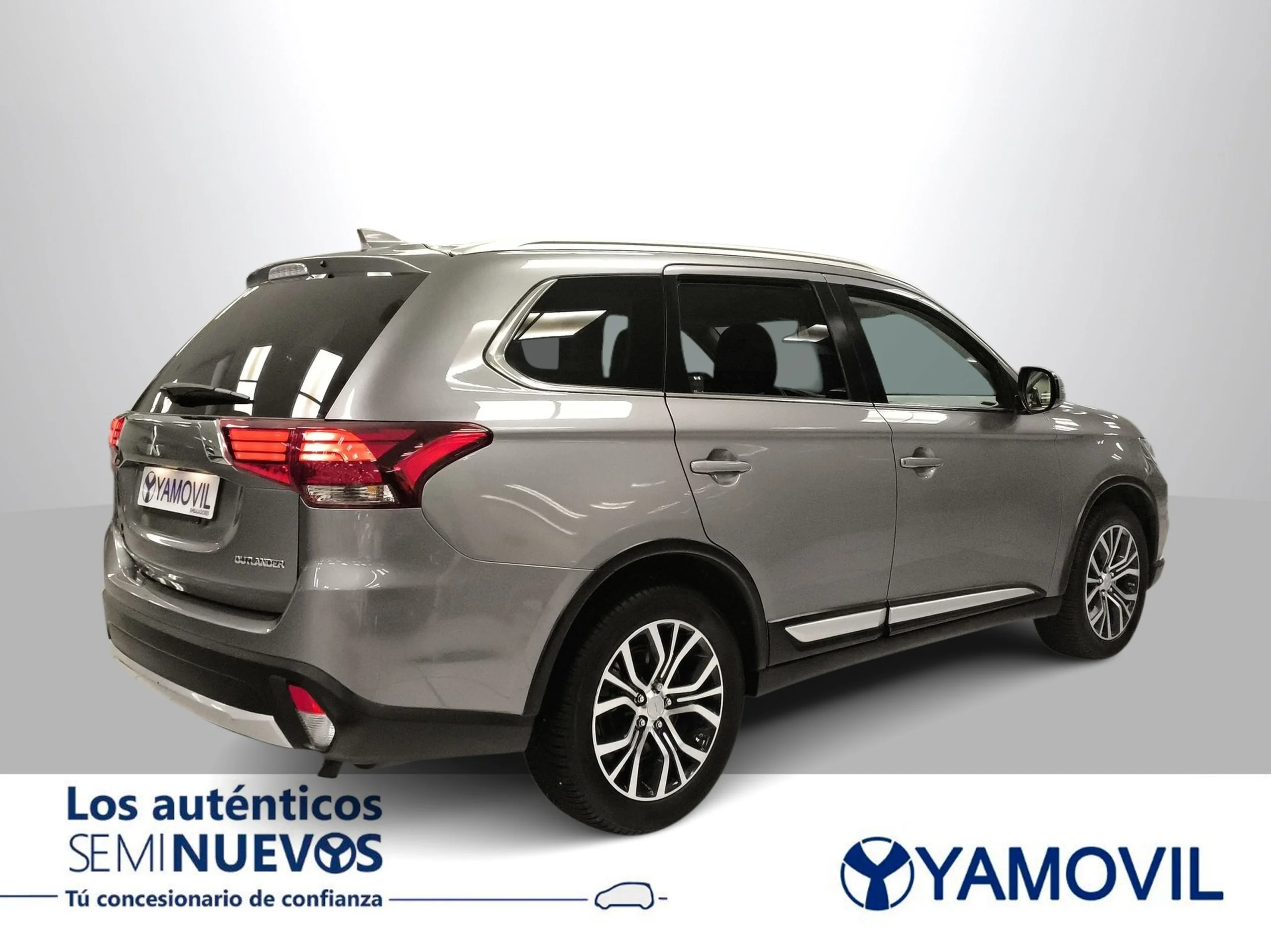 Mitsubishi Outlander 200 MPI Motion 2WD CVT 110 kW (150 CV) - Foto 6