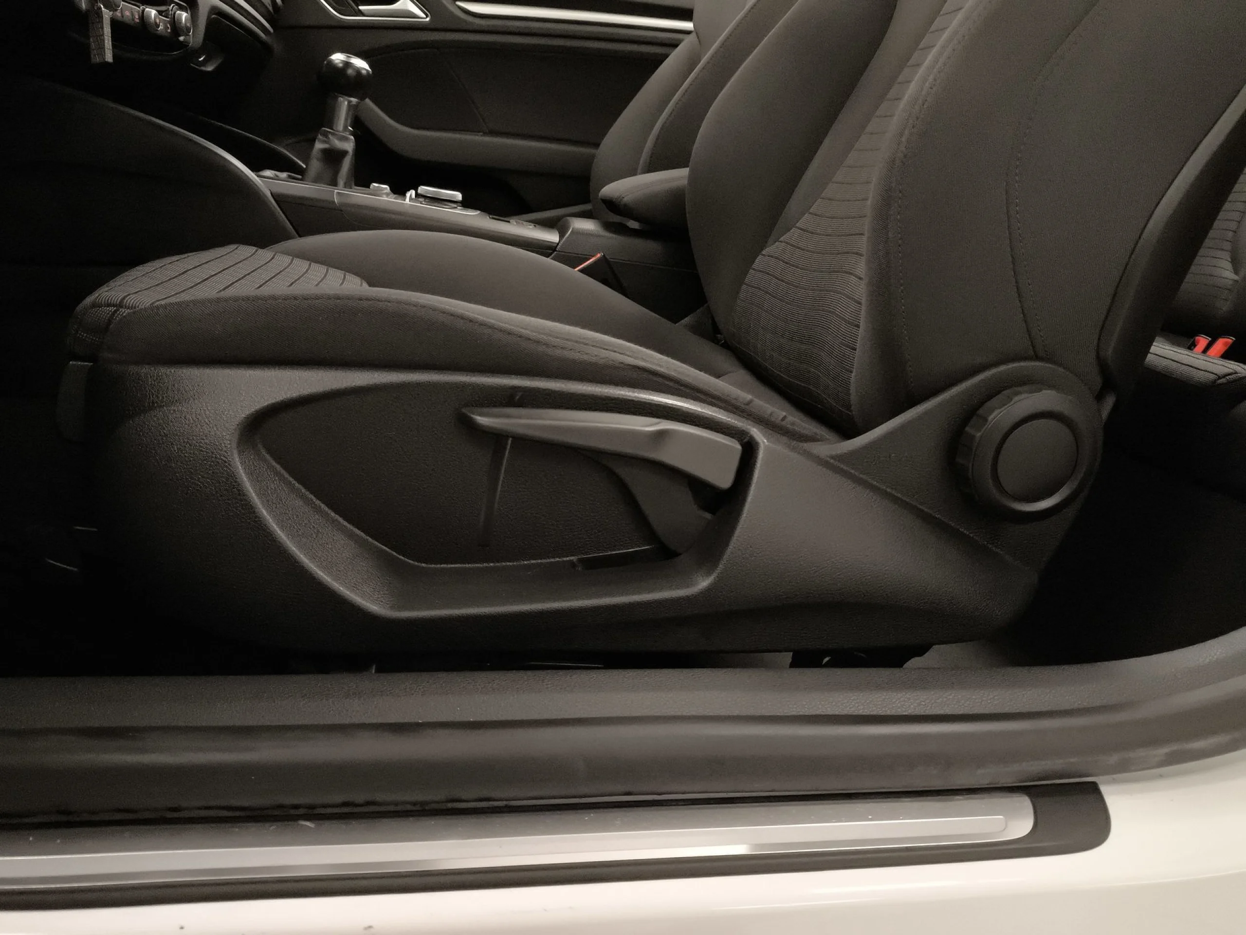 Audi A3 Cabrio Ambition 1.6 TDI clean diesel 81 kW (110 CV) - Foto 9