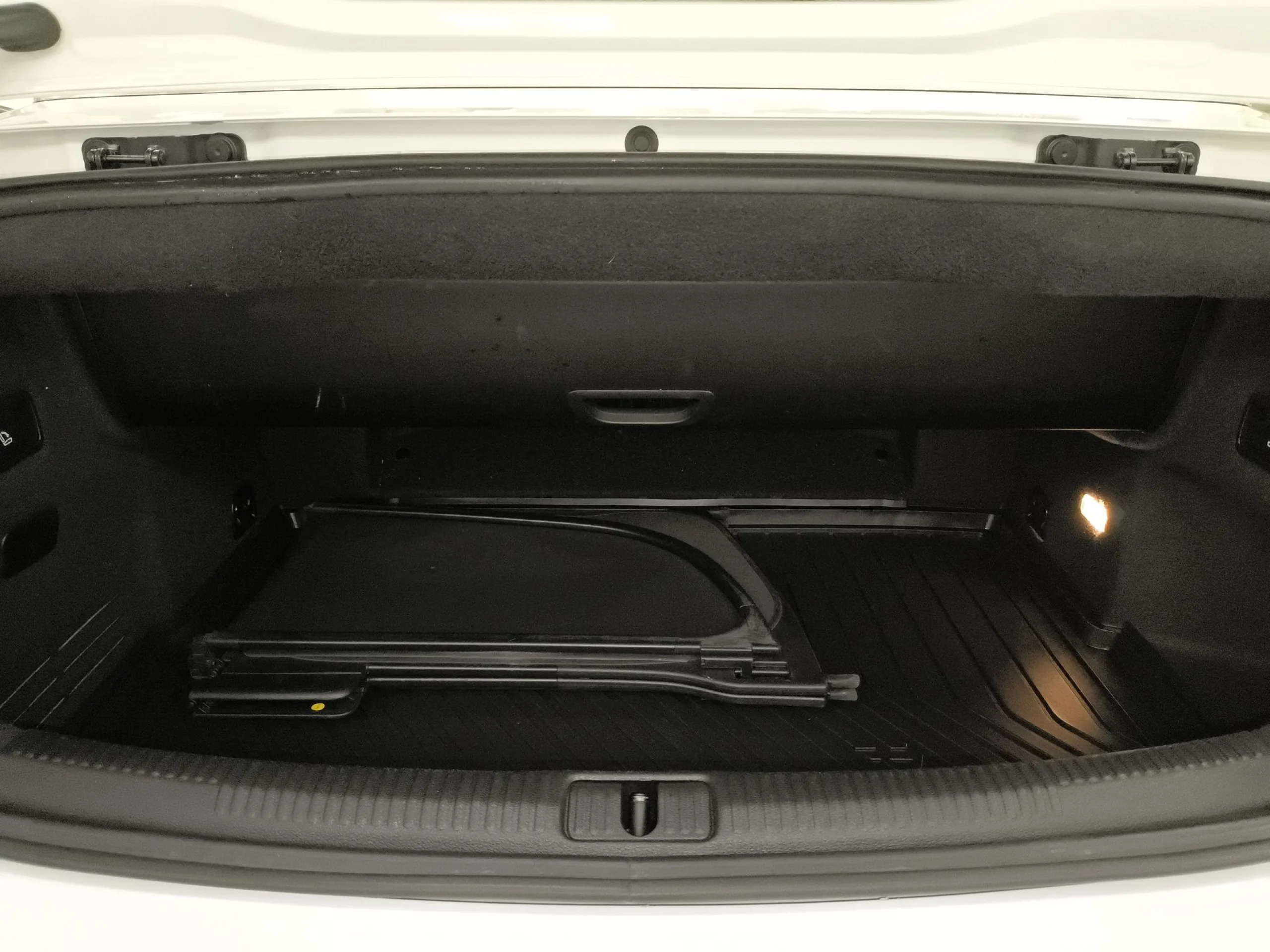 Audi A3 Cabrio Ambition 1.6 TDI clean diesel 81 kW (110 CV) - Foto 24