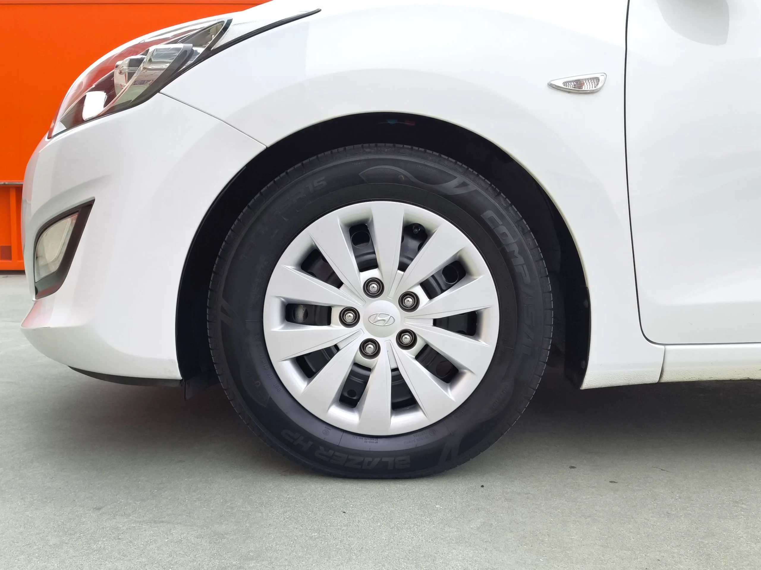 Hyundai I30 1.4 CRDI Klass 66 kW (90 CV) - Foto 7