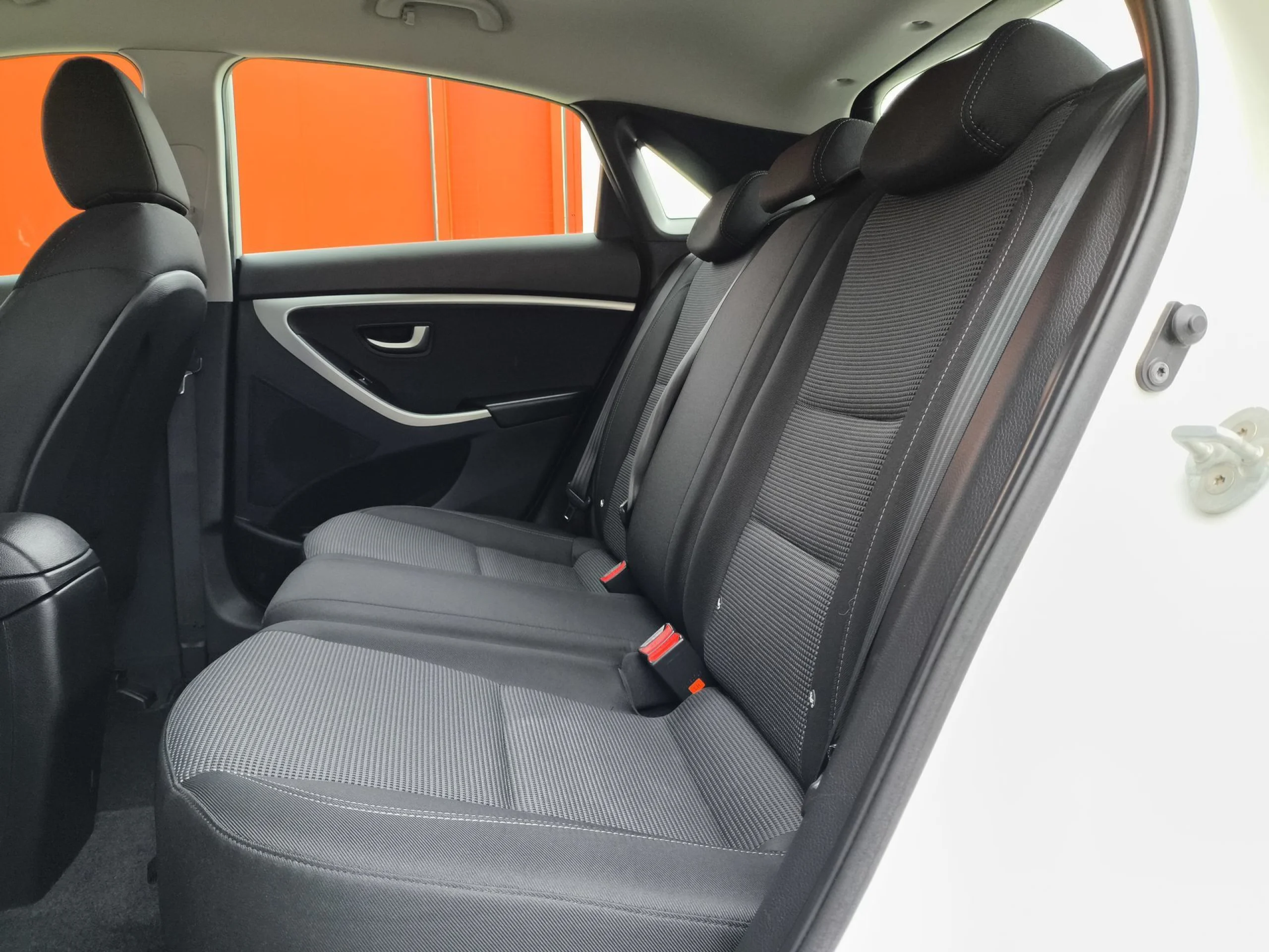 Hyundai I30 1.4 CRDI Klass 66 kW (90 CV) - Foto 17