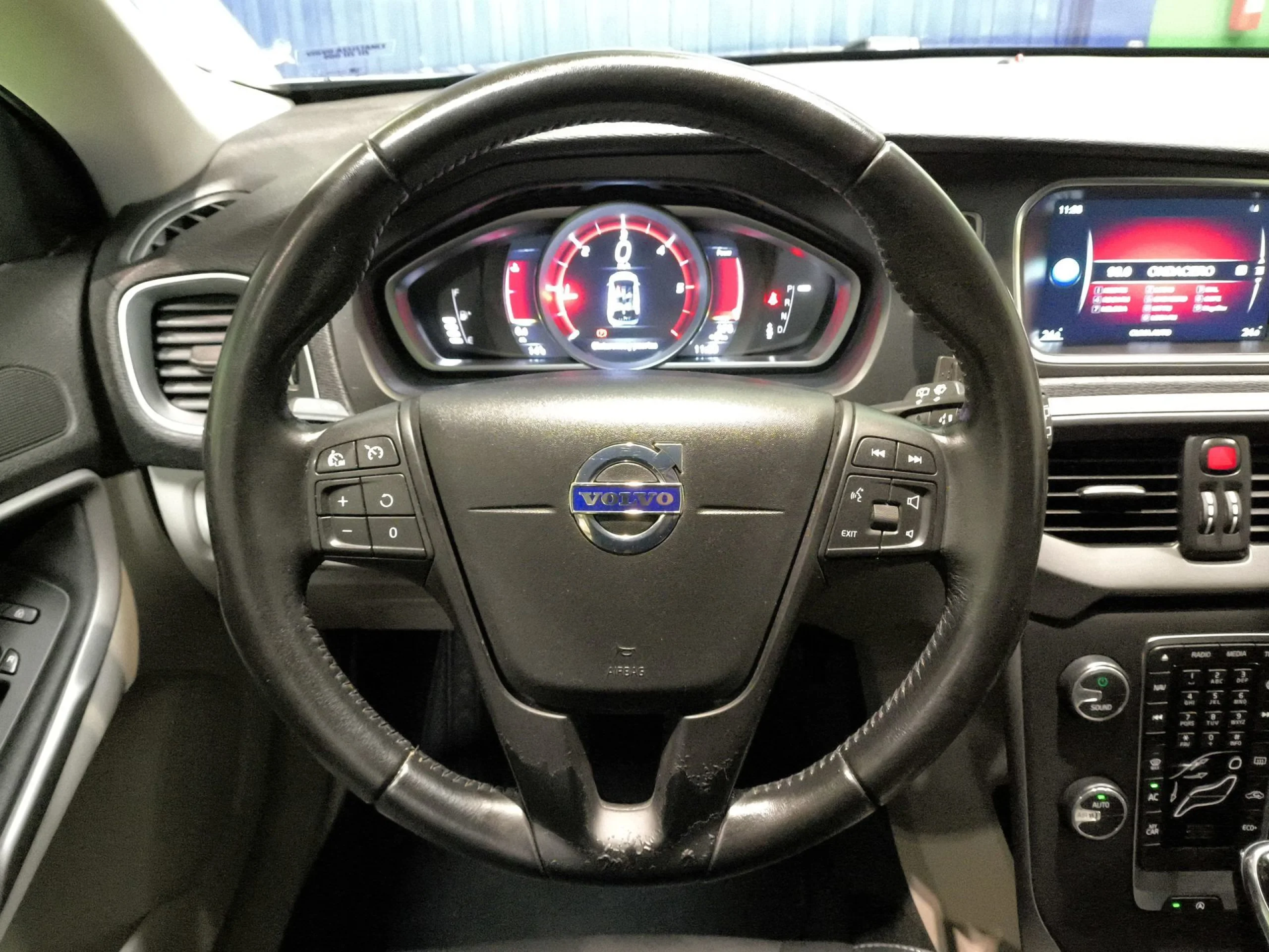 Volvo V40 D2 Kinetic Auto 88 kW (120 CV) - Foto 11