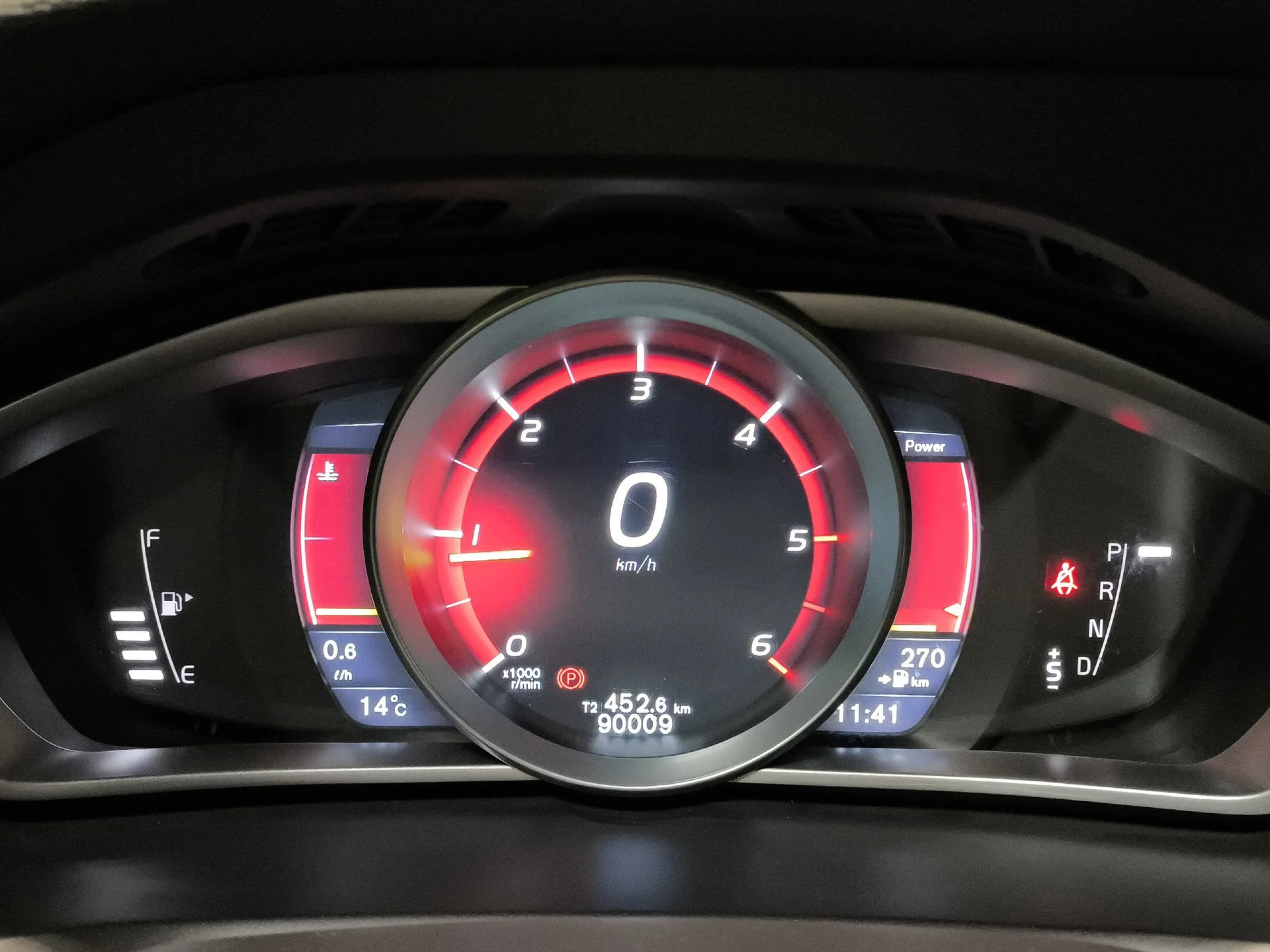 Volvo V40 D2 Kinetic Auto 88 kW (120 CV) - Foto 12