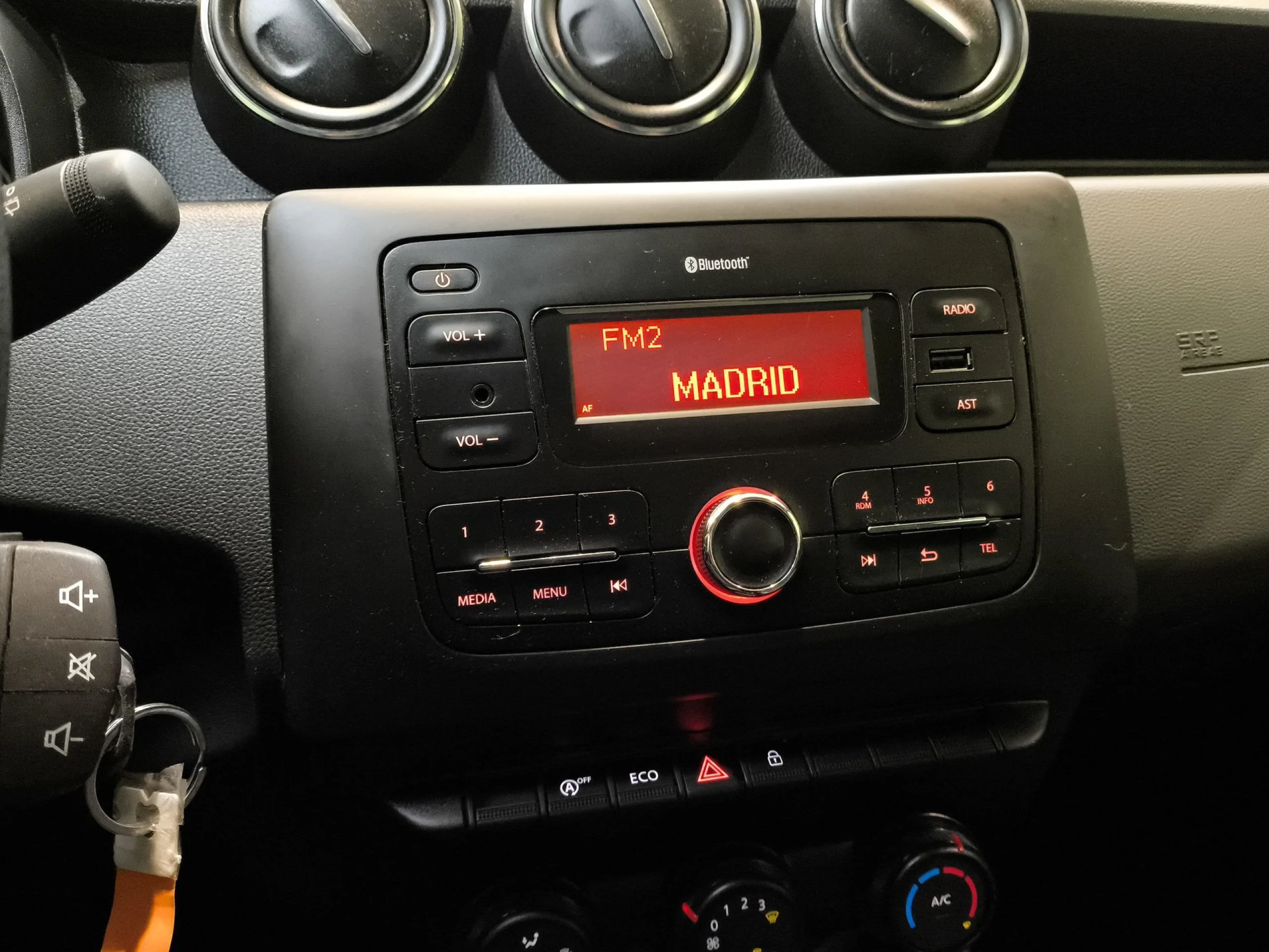 Dacia Duster Essential 1.6 84 kW (115 CV) 4X2 - Foto 13