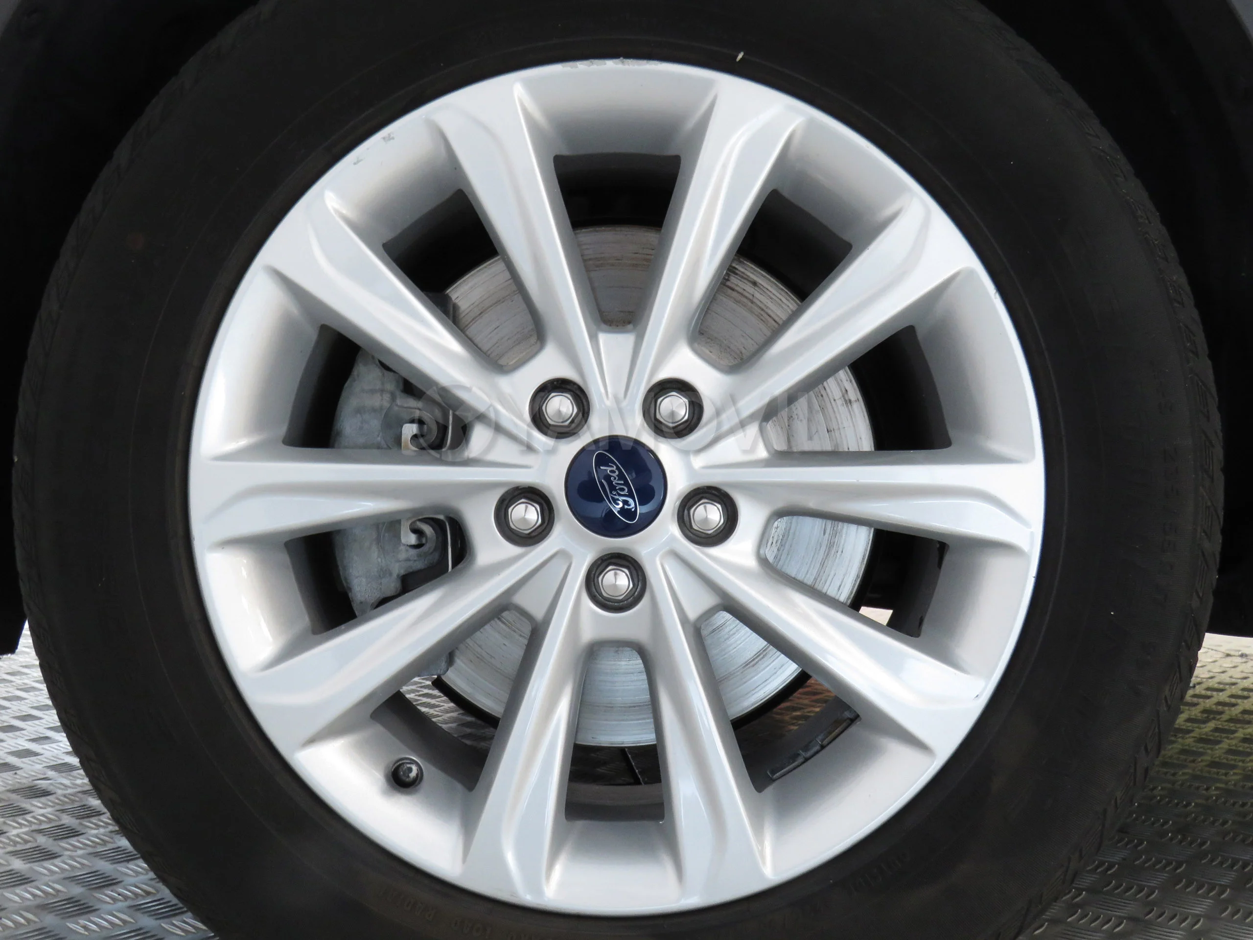 Ford Kuga TDCi 120CV 4X2 TIYANIUM - Foto 9