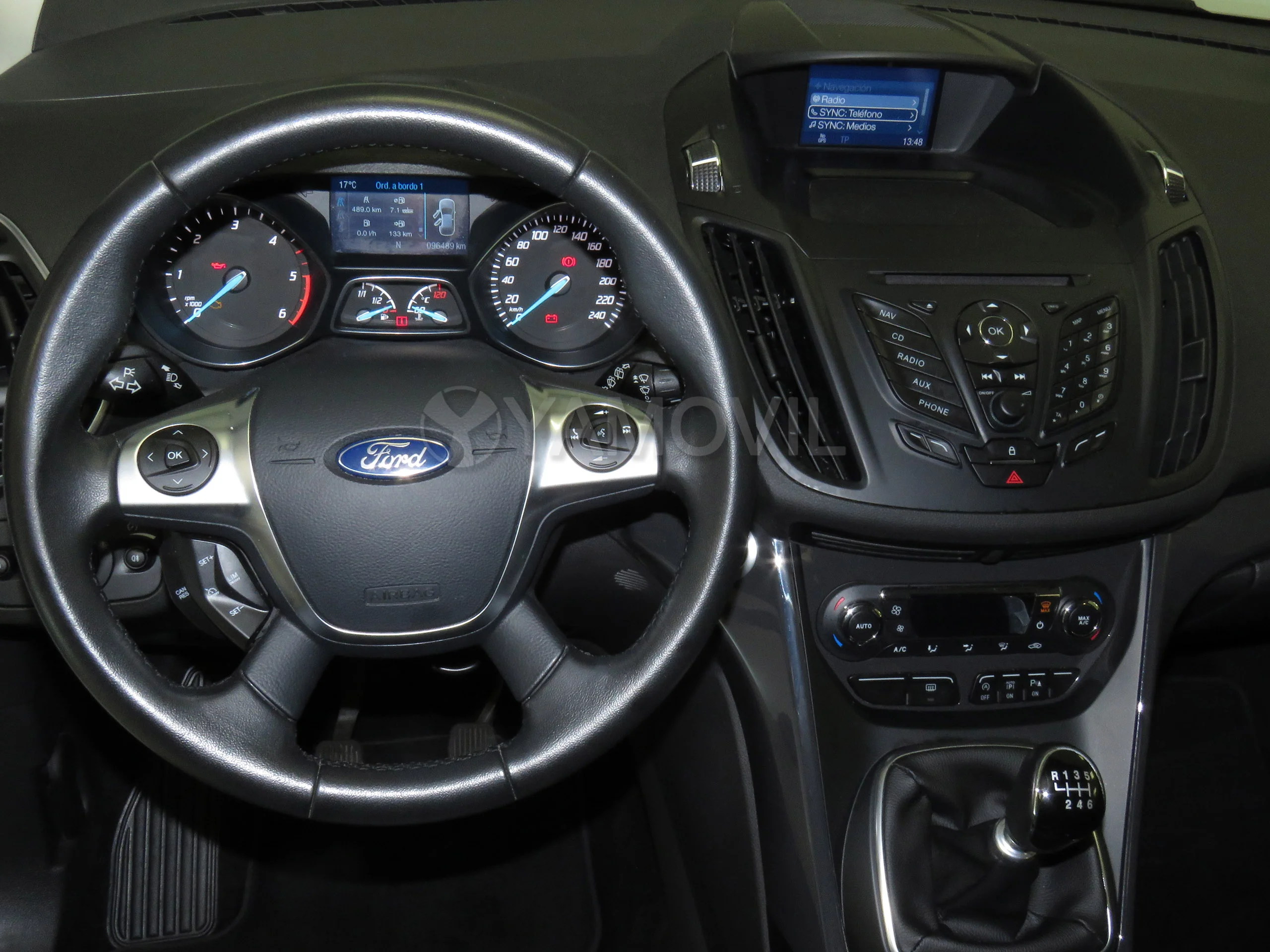 Ford Kuga TDCi 120CV 4X2 TIYANIUM - Foto 23