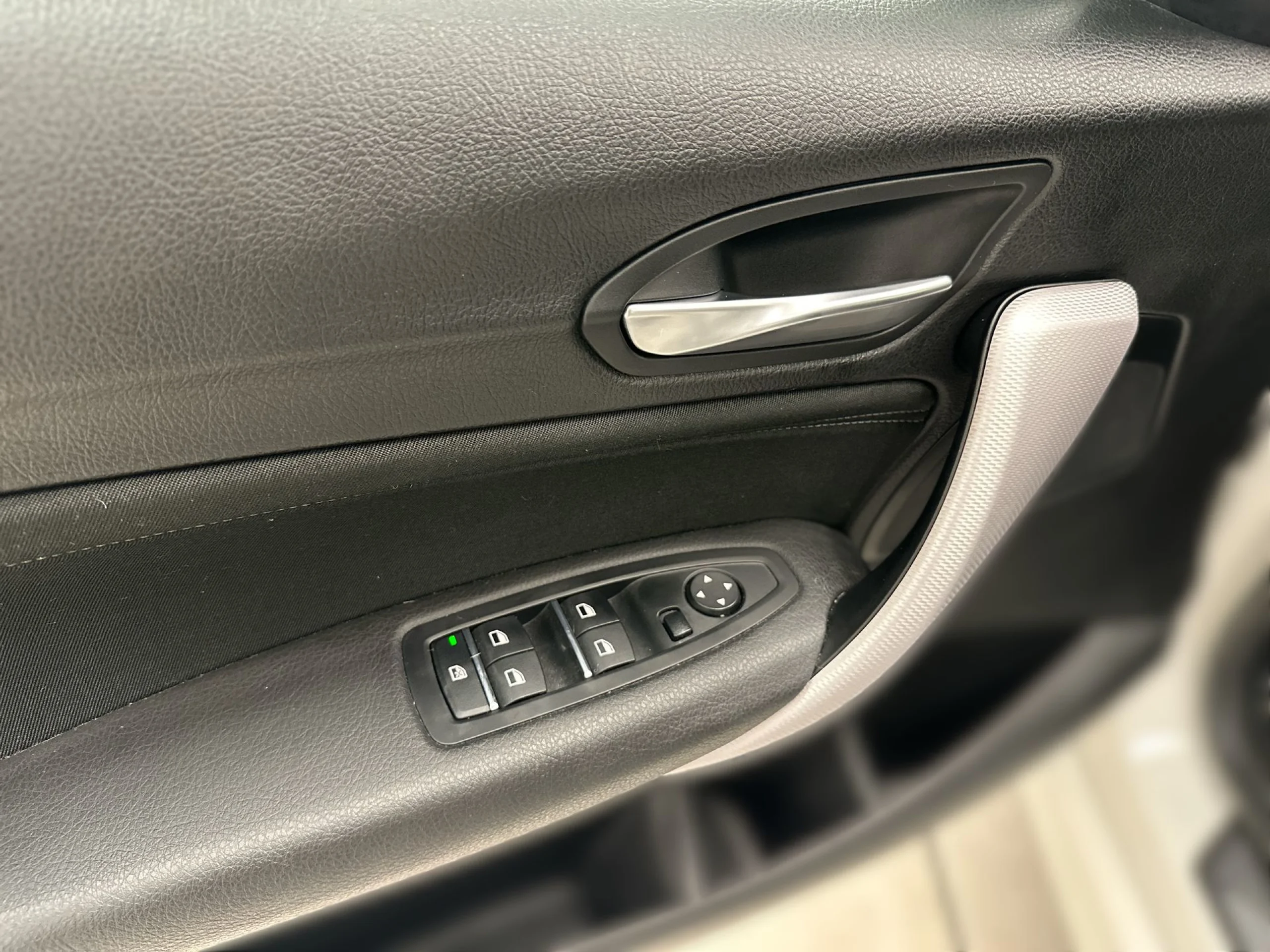 BMW Serie 1 118i 100 kW (136 CV) - Foto 9