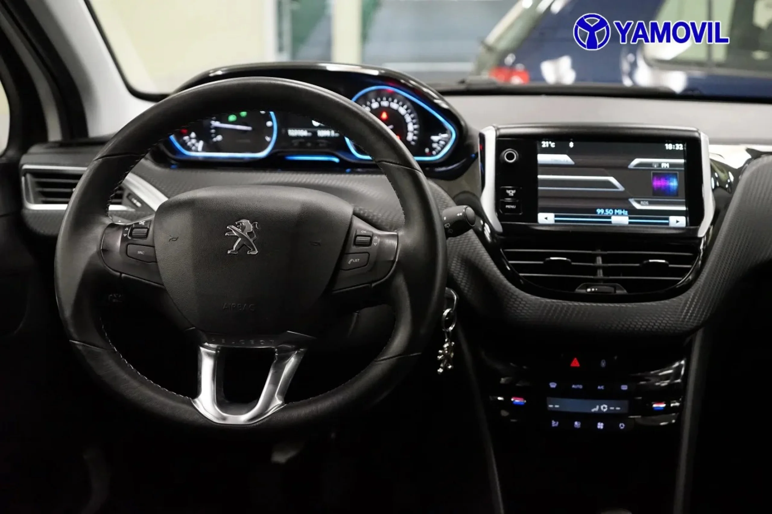 Peugeot 2008 SUV VTI 120 Allure 88 kW (120 CV) - Foto 17