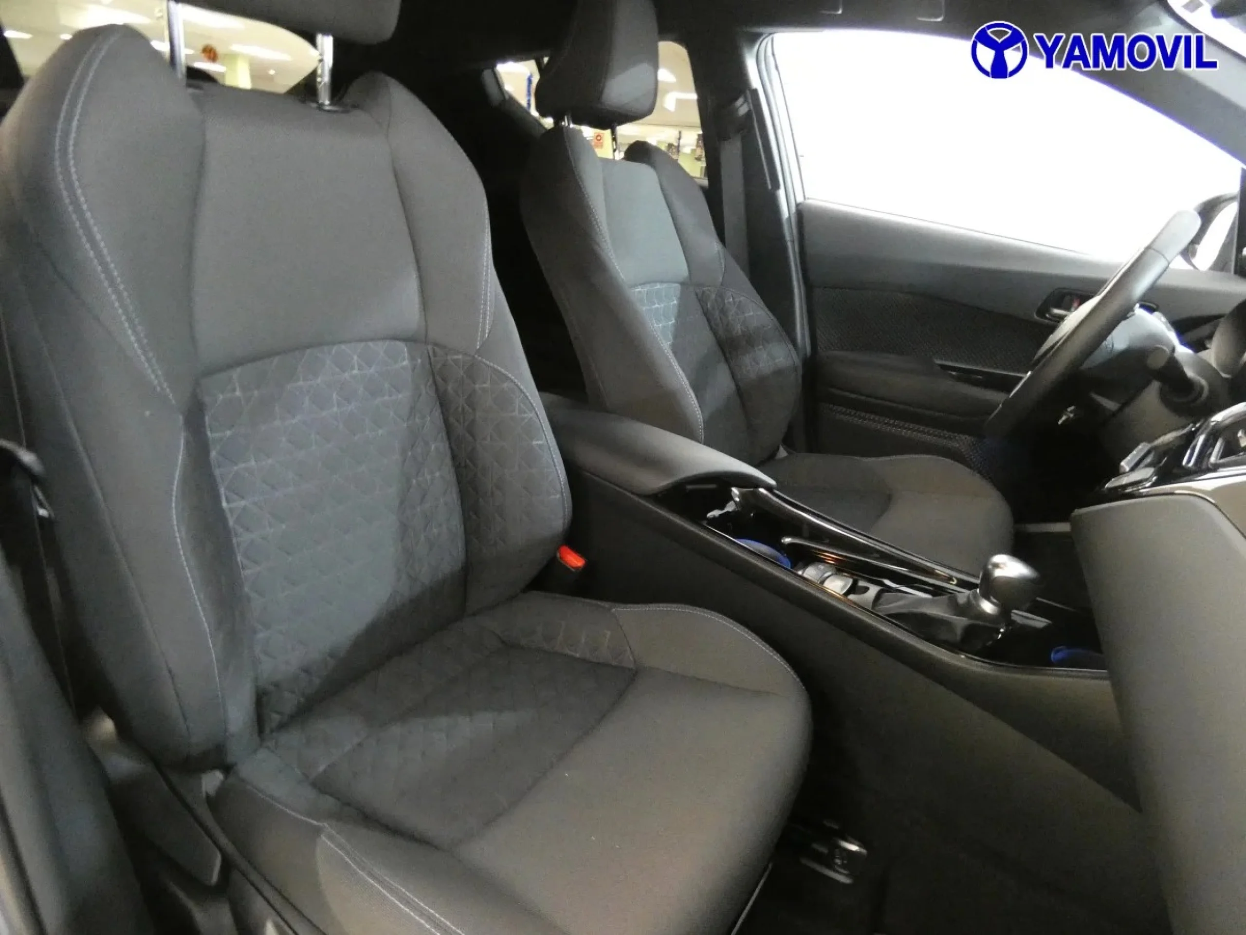 Toyota C-HR 1.8 125H Advance 90 kW (122 CV) - Foto 15