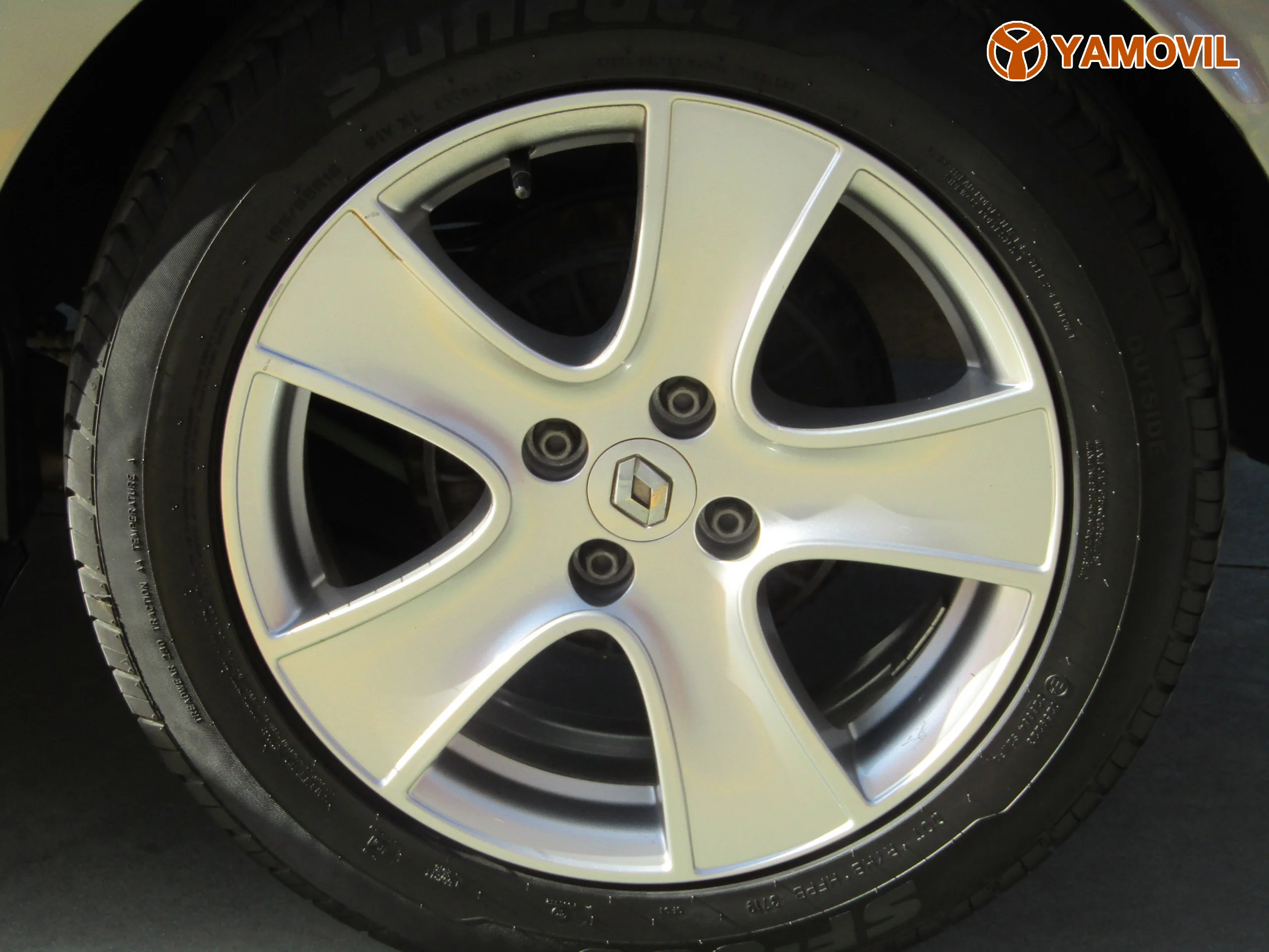 Renault Clio SPORT TOURER 0.9 TCE 90CV DYNAMICQUE MANUAL - Foto 10