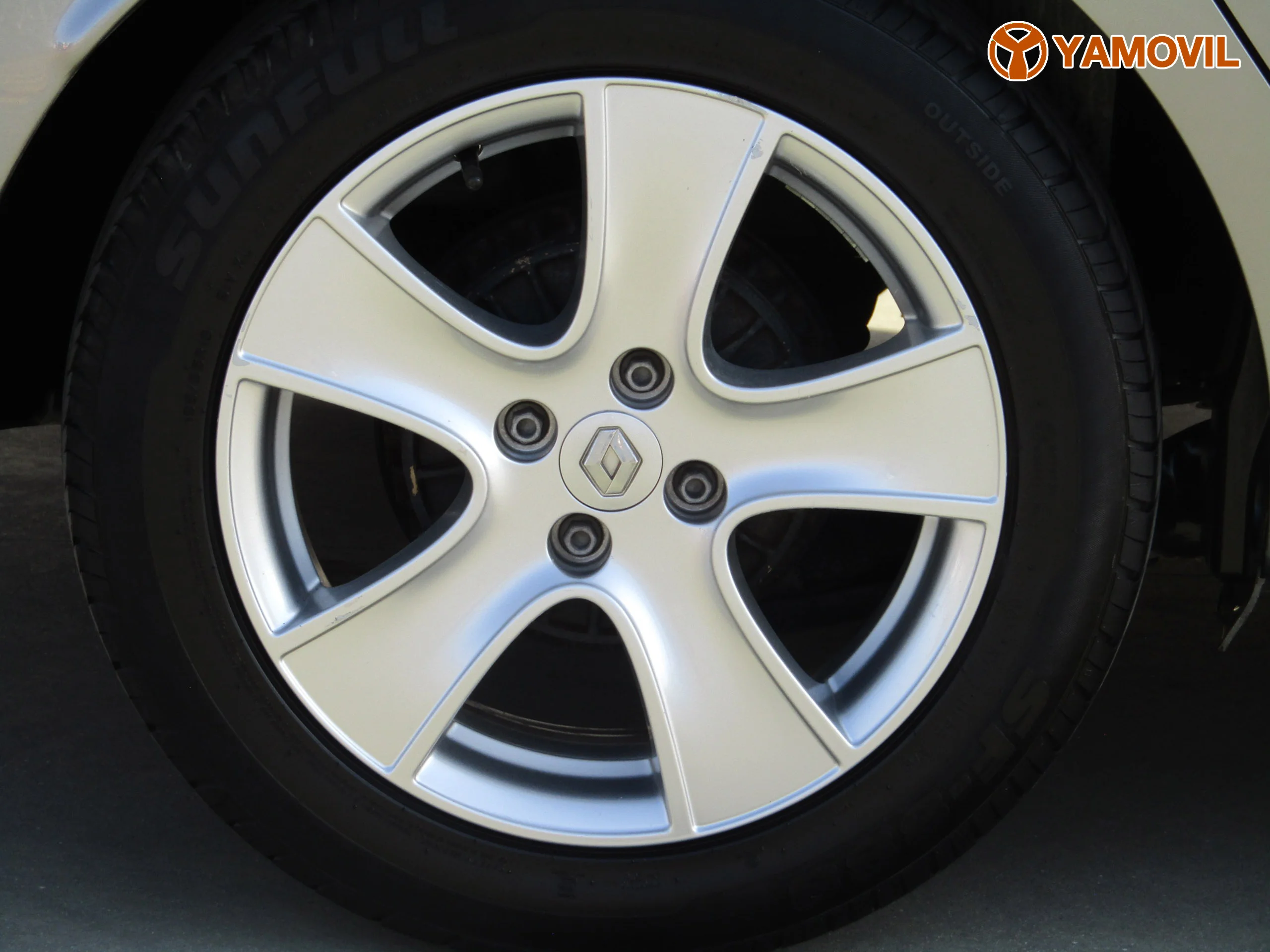 Renault Clio SPORT TOURER 0.9 TCE 90CV DYNAMICQUE MANUAL - Foto 12