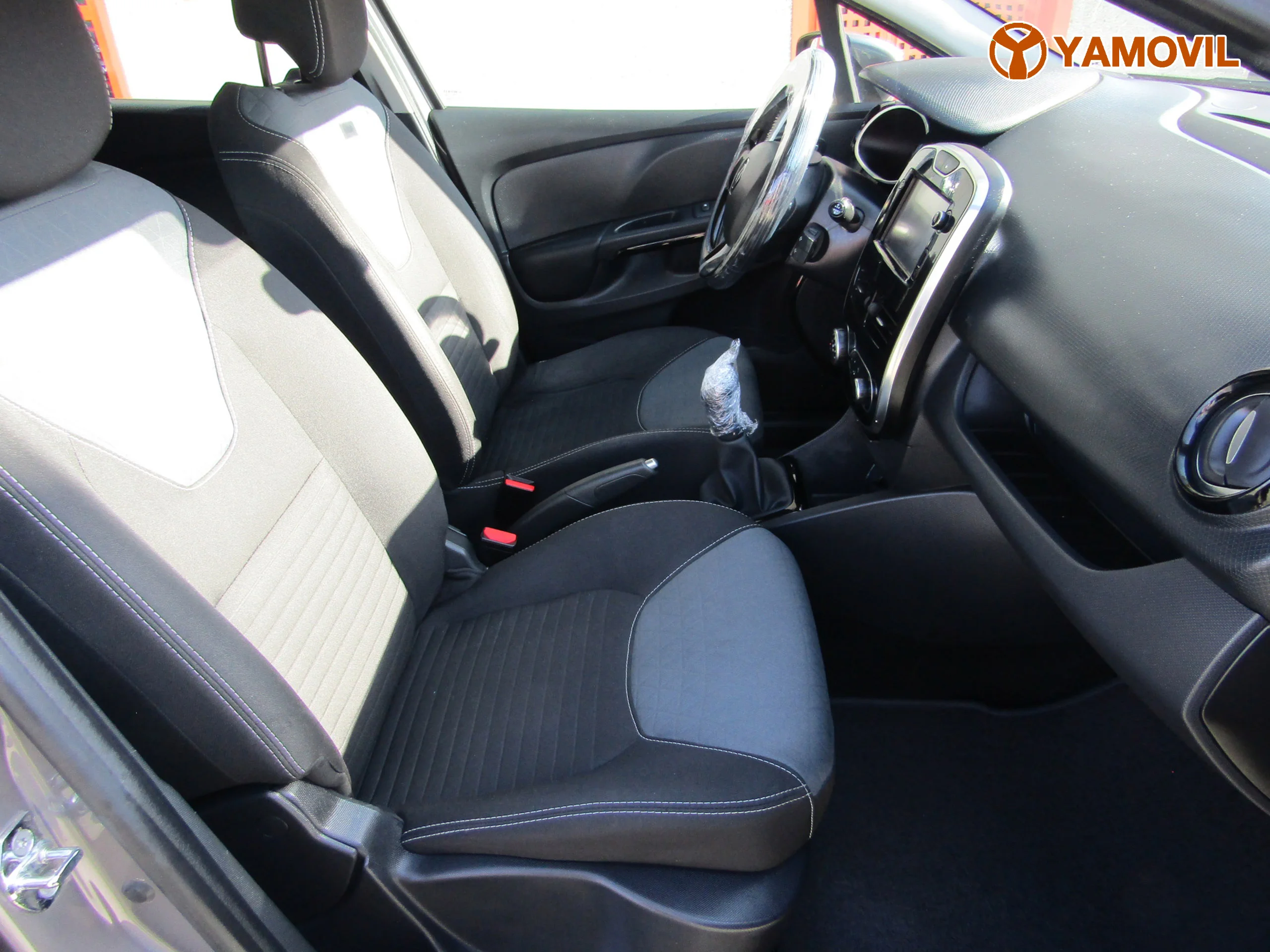 Renault Clio SPORT TOURER 0.9 TCE 90CV DYNAMICQUE MANUAL - Foto 13